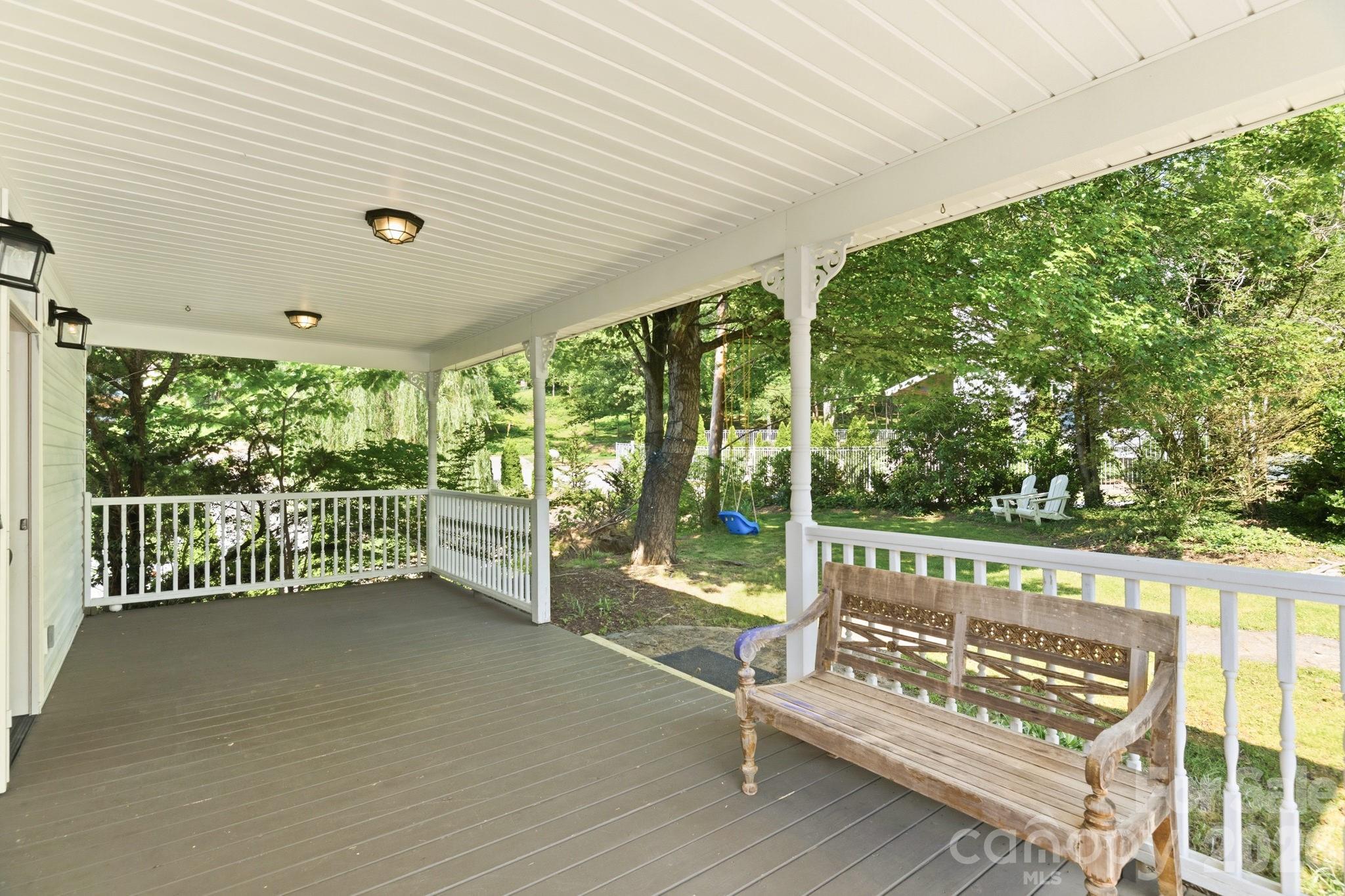 404 Stratford Road — Asheville