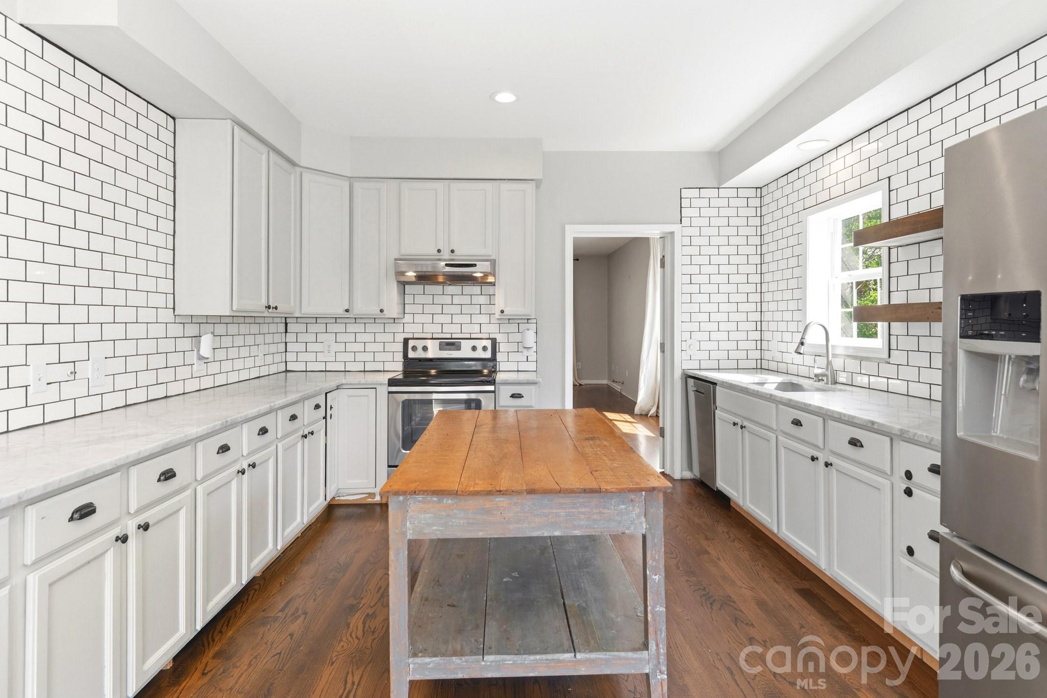 404 Stratford Road — Asheville