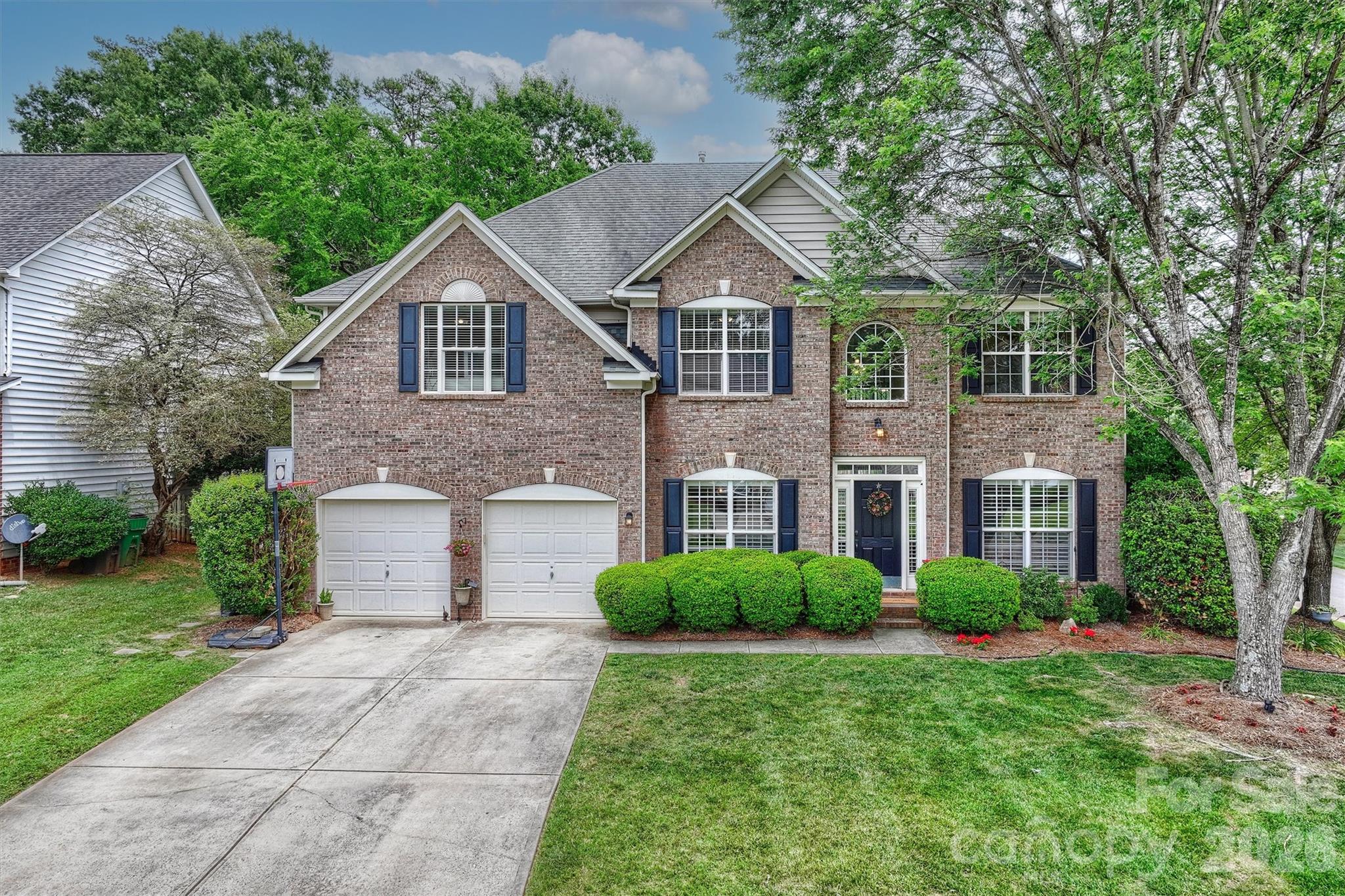 9318 Autumn Applause Drive — Charlotte