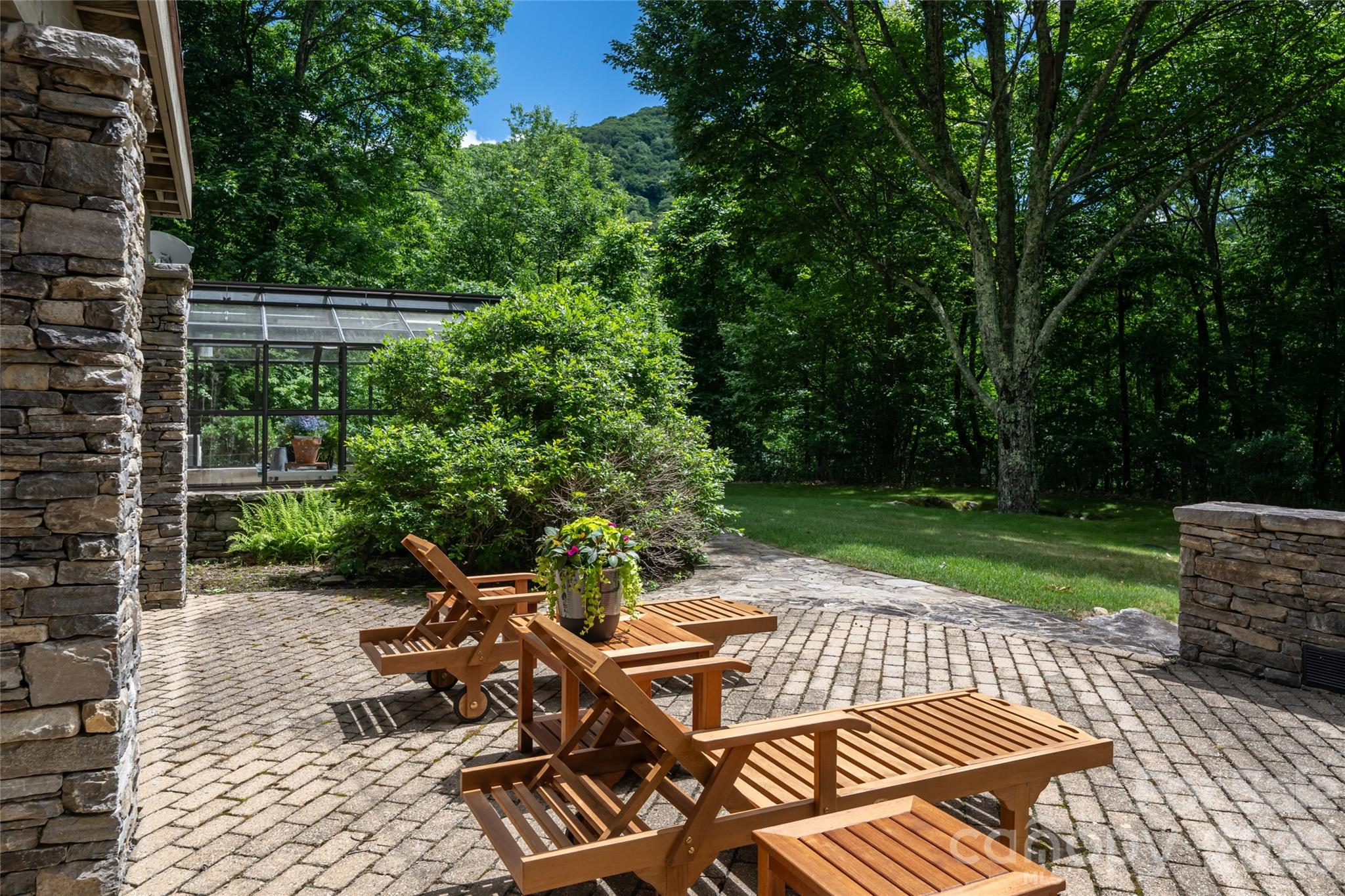 4900 Preserve Road — Sylva