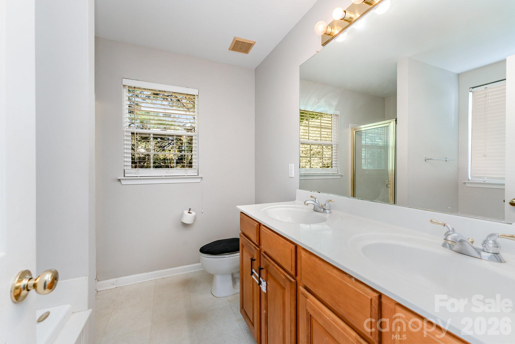 9824 Dauphine Drive — Charlotte