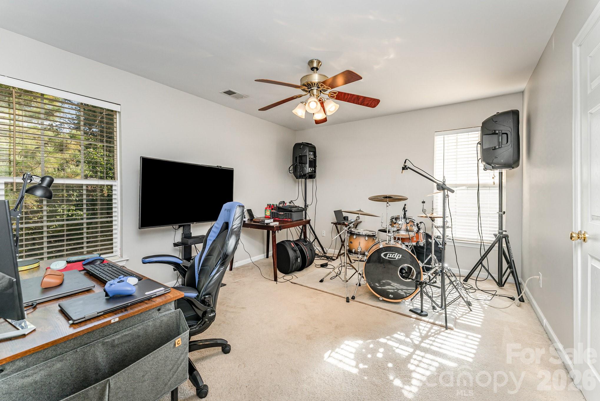 9824 Dauphine Drive — Charlotte