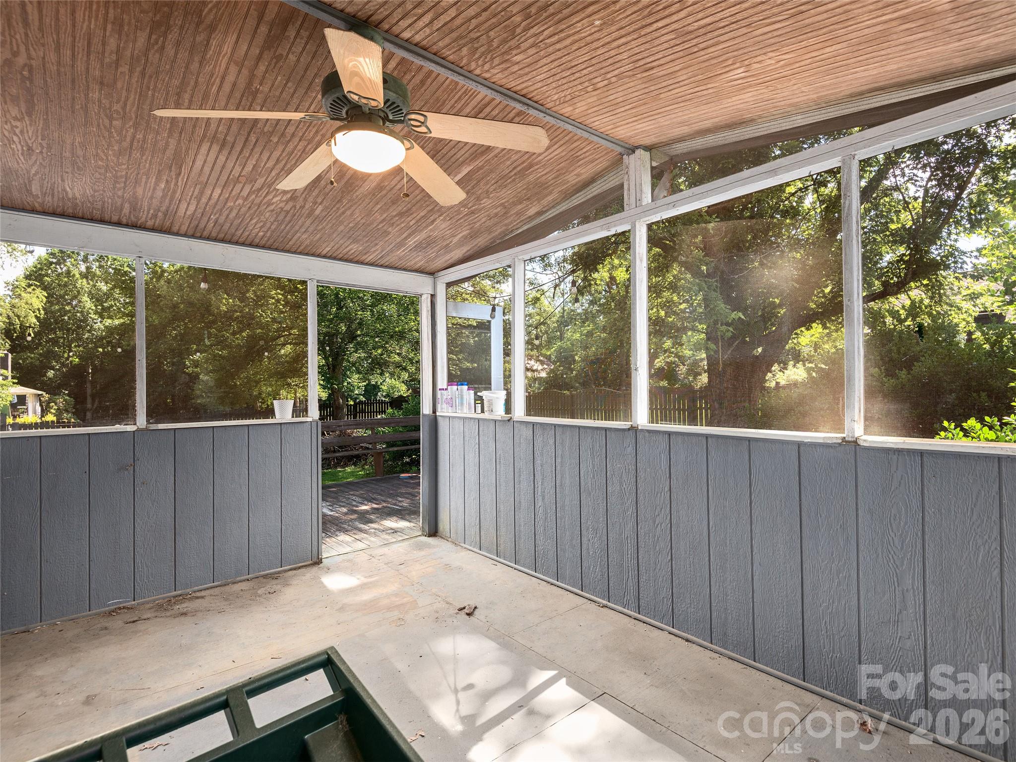 3 Carolewood Drive — Horse Shoe