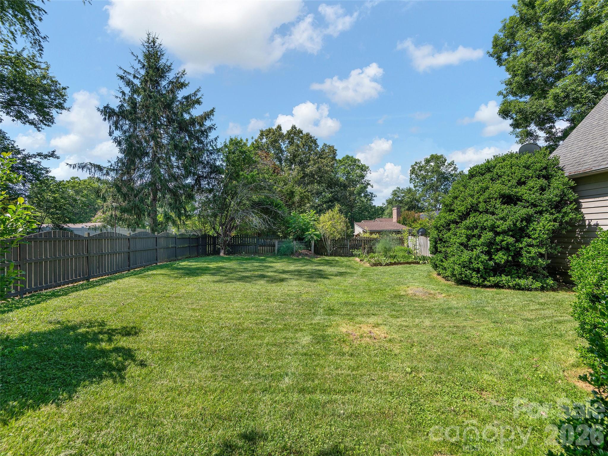 3 Carolewood Drive — Horse Shoe