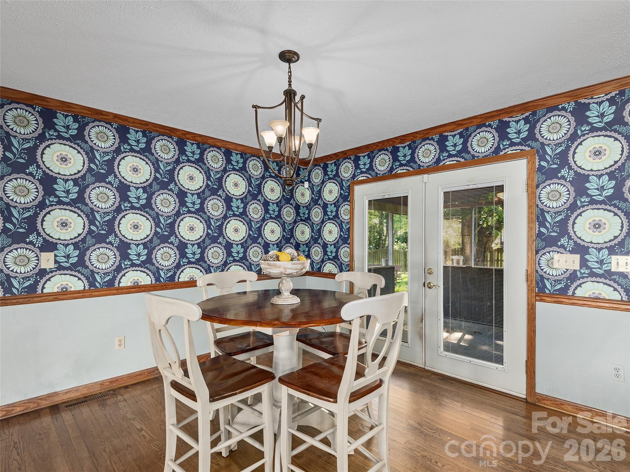 3 Carolewood Drive — Horse Shoe