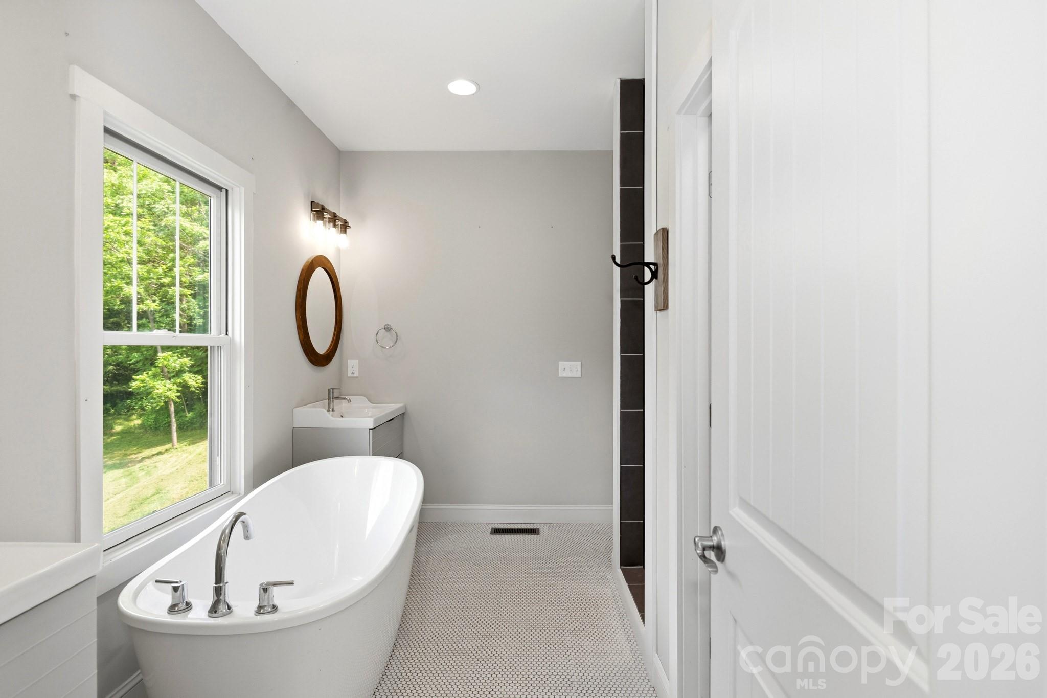 45 Barebridge Hills Drive — Asheville