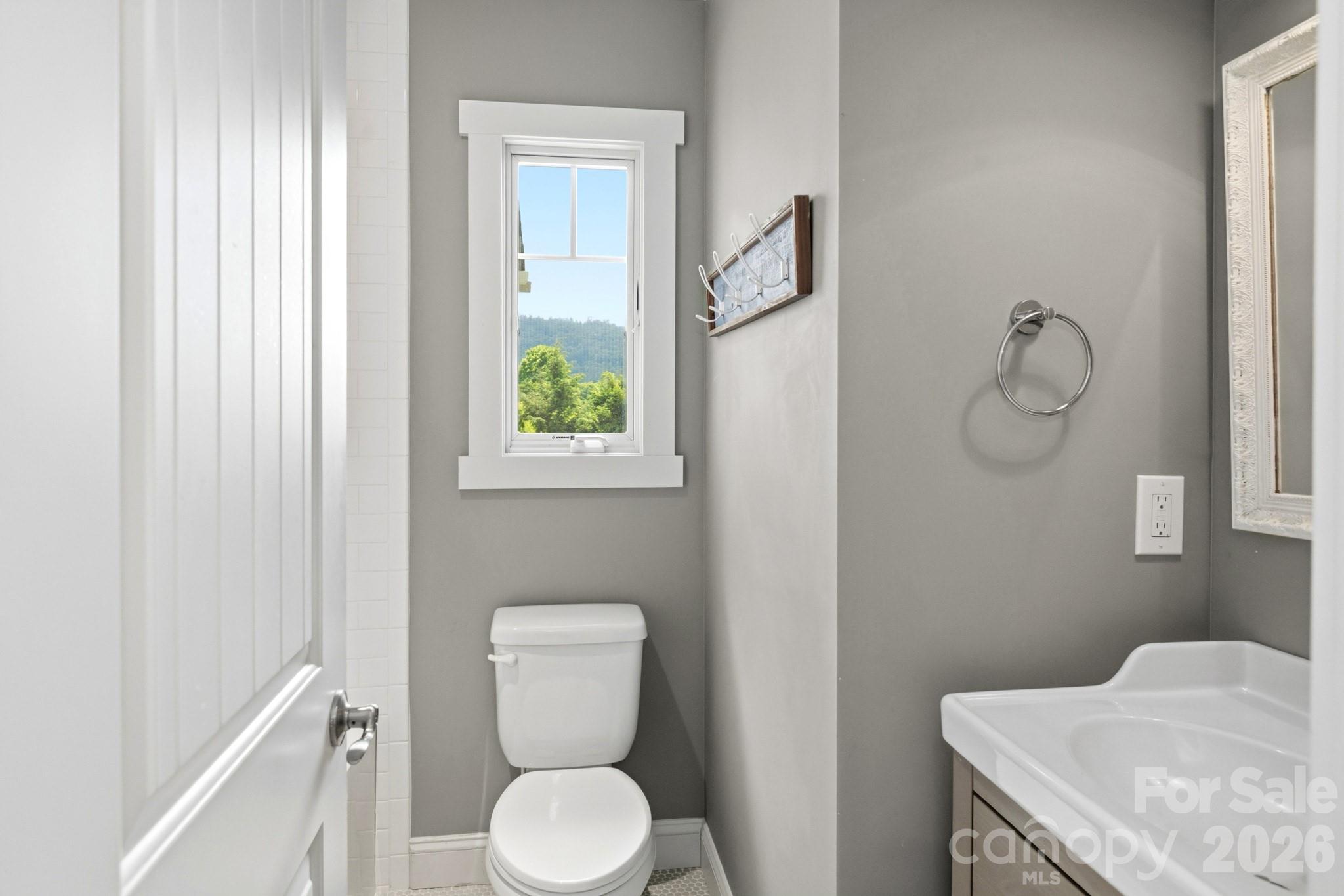 45 Barebridge Hills Drive — Asheville