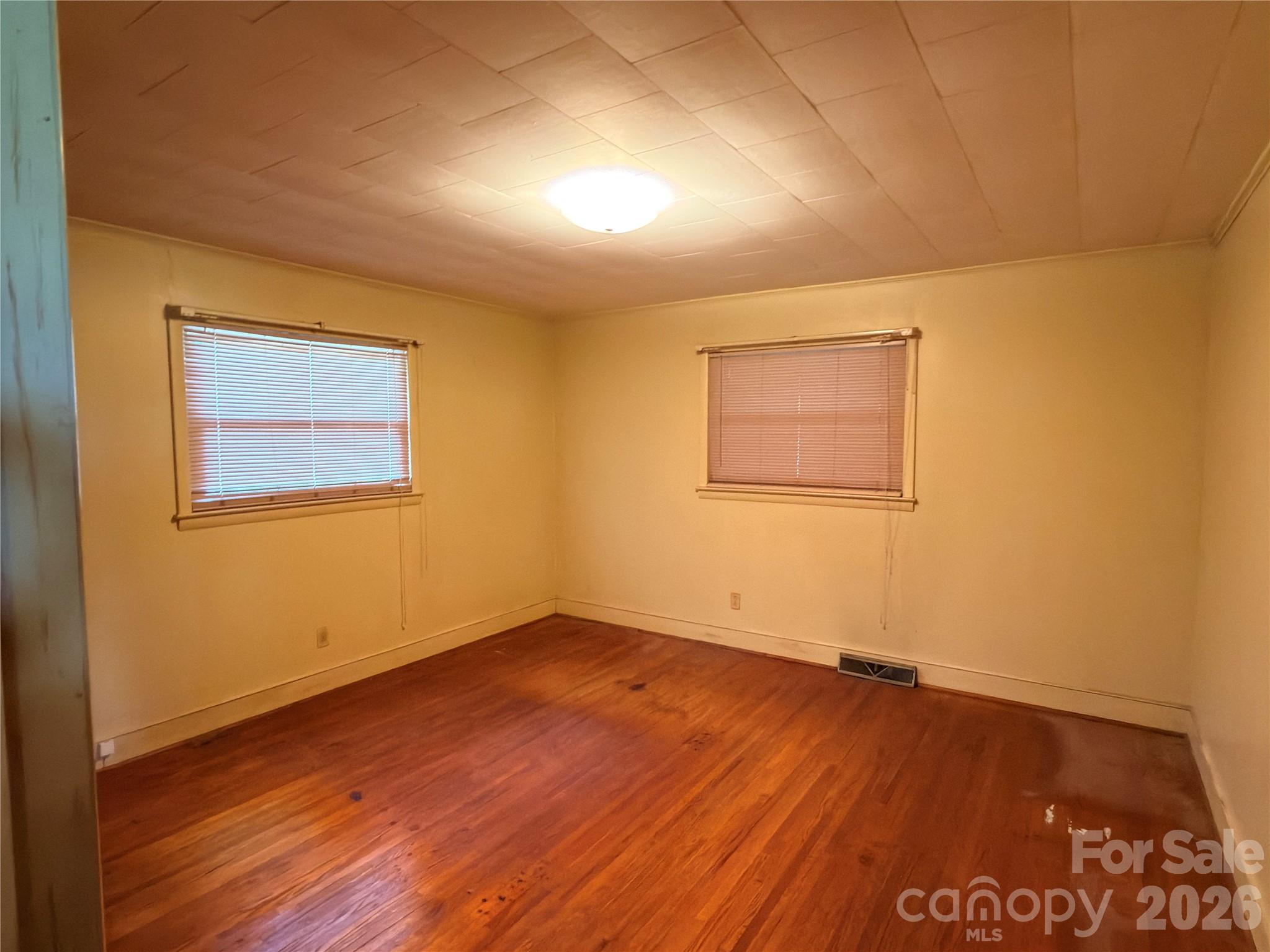 2629 Upper White Store Road — Peachland