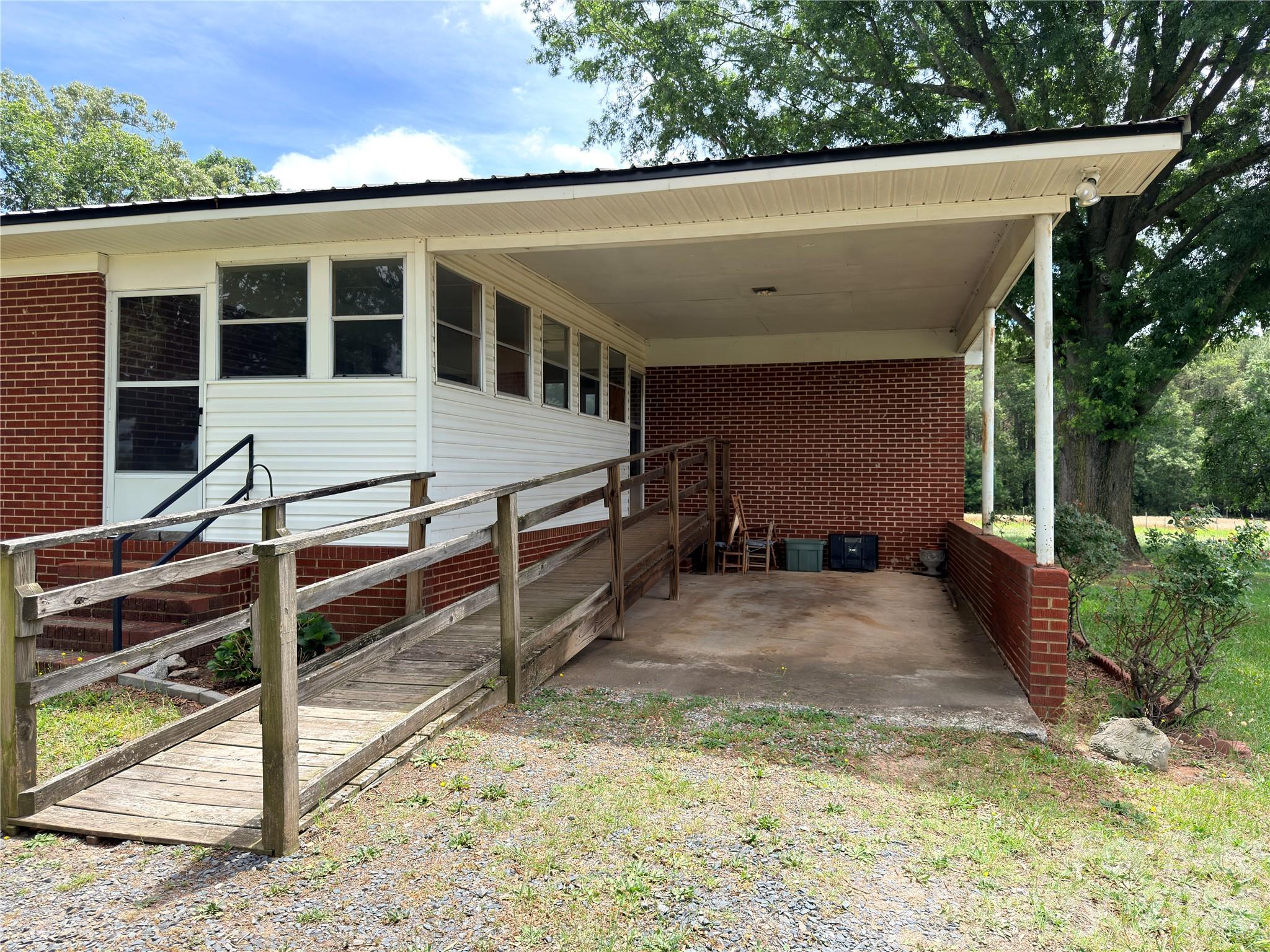 2629 Upper White Store Road — Peachland