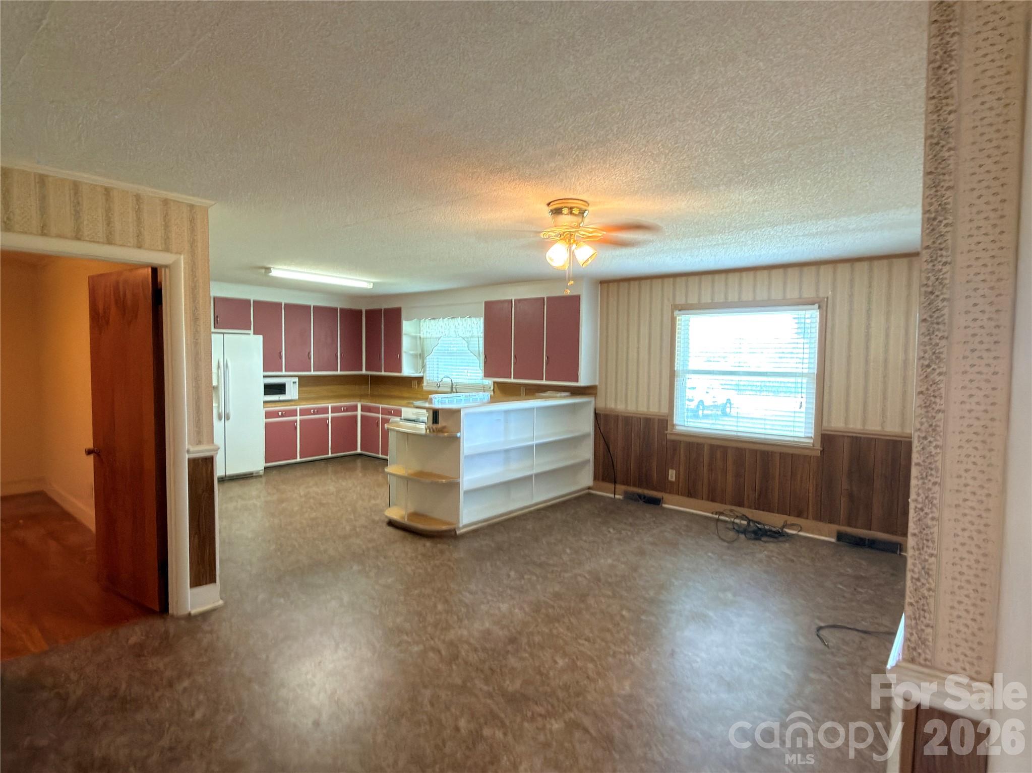 2629 Upper White Store Road — Peachland