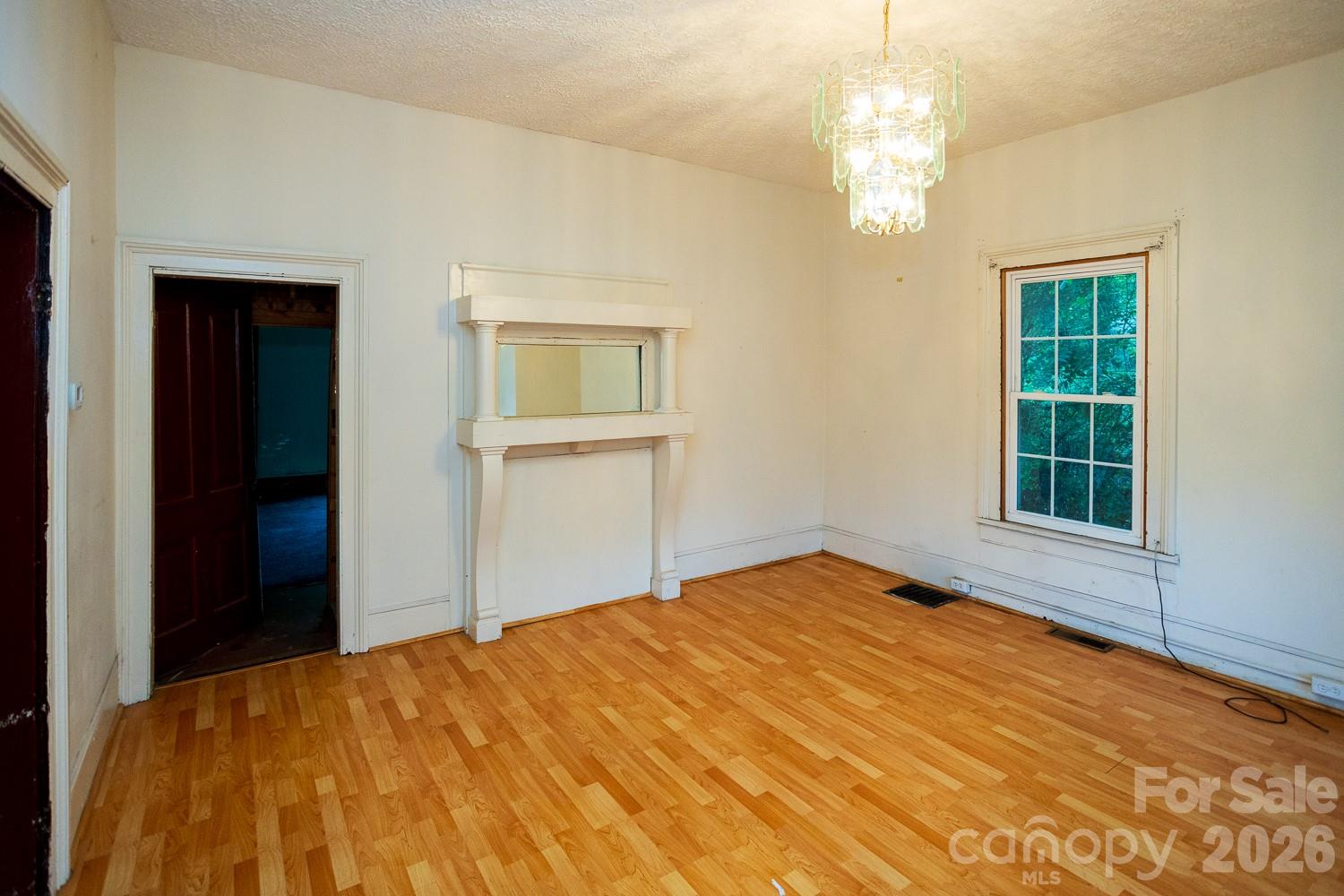91 Clingman Avenue — Asheville