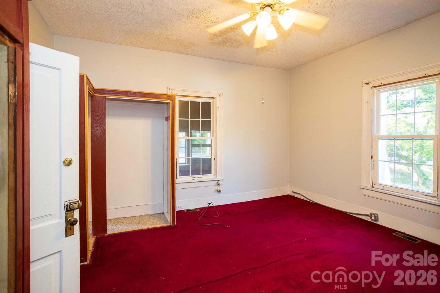 91 Clingman Avenue — Asheville