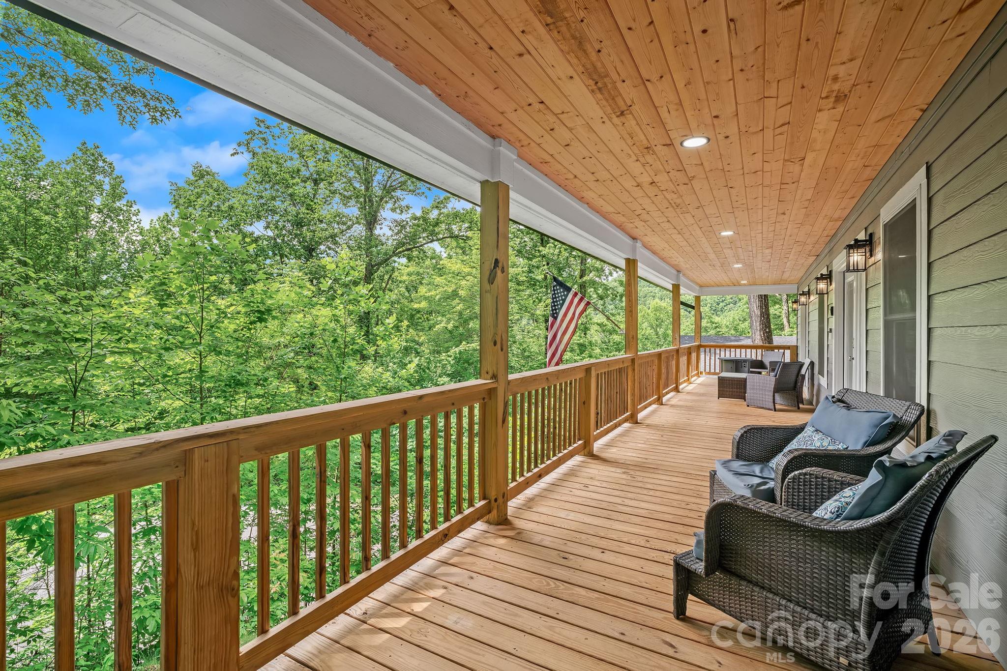 30 Sleeping Bear Ridge — Maggie Valley