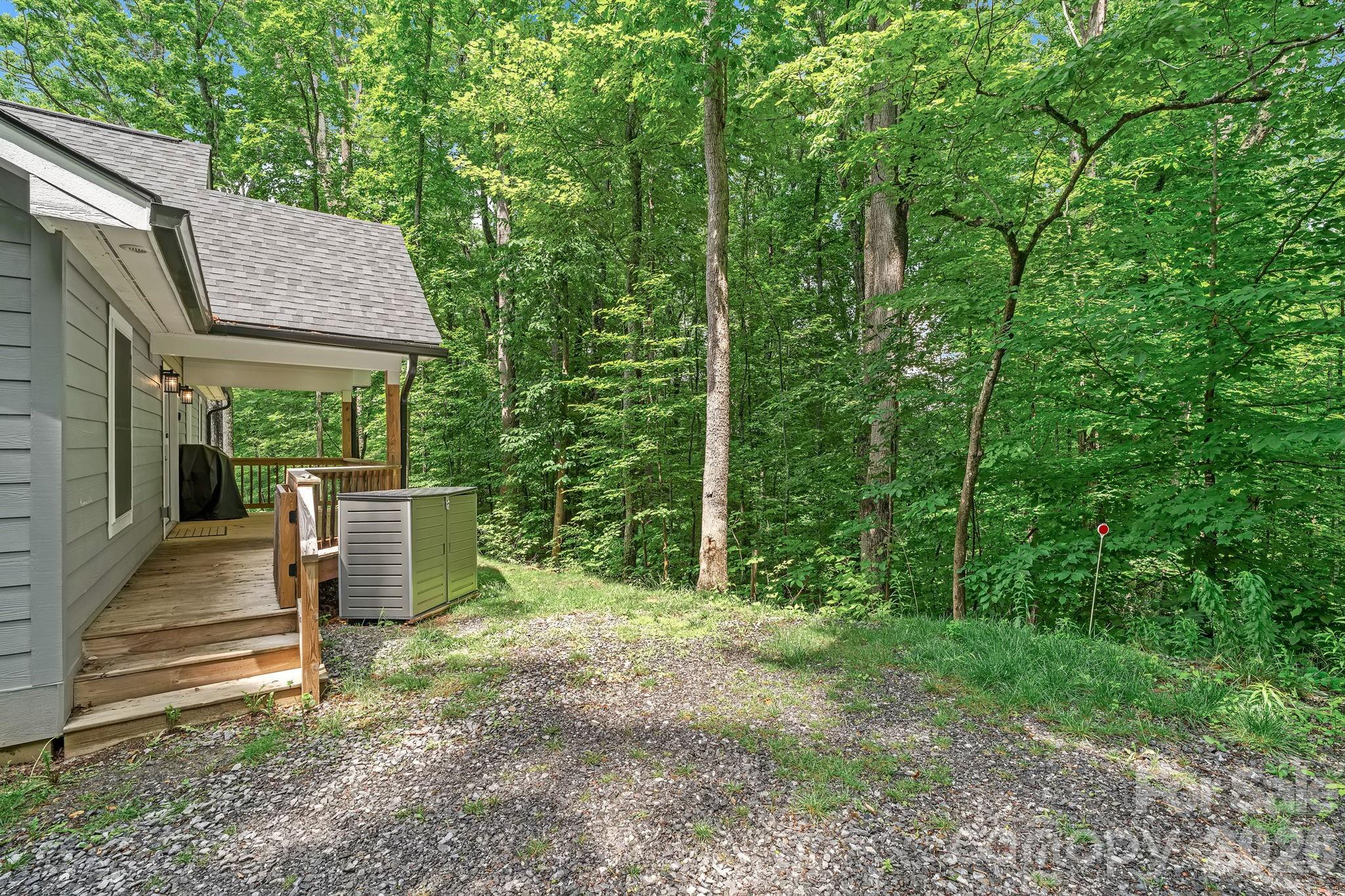 30 Sleeping Bear Ridge — Maggie Valley
