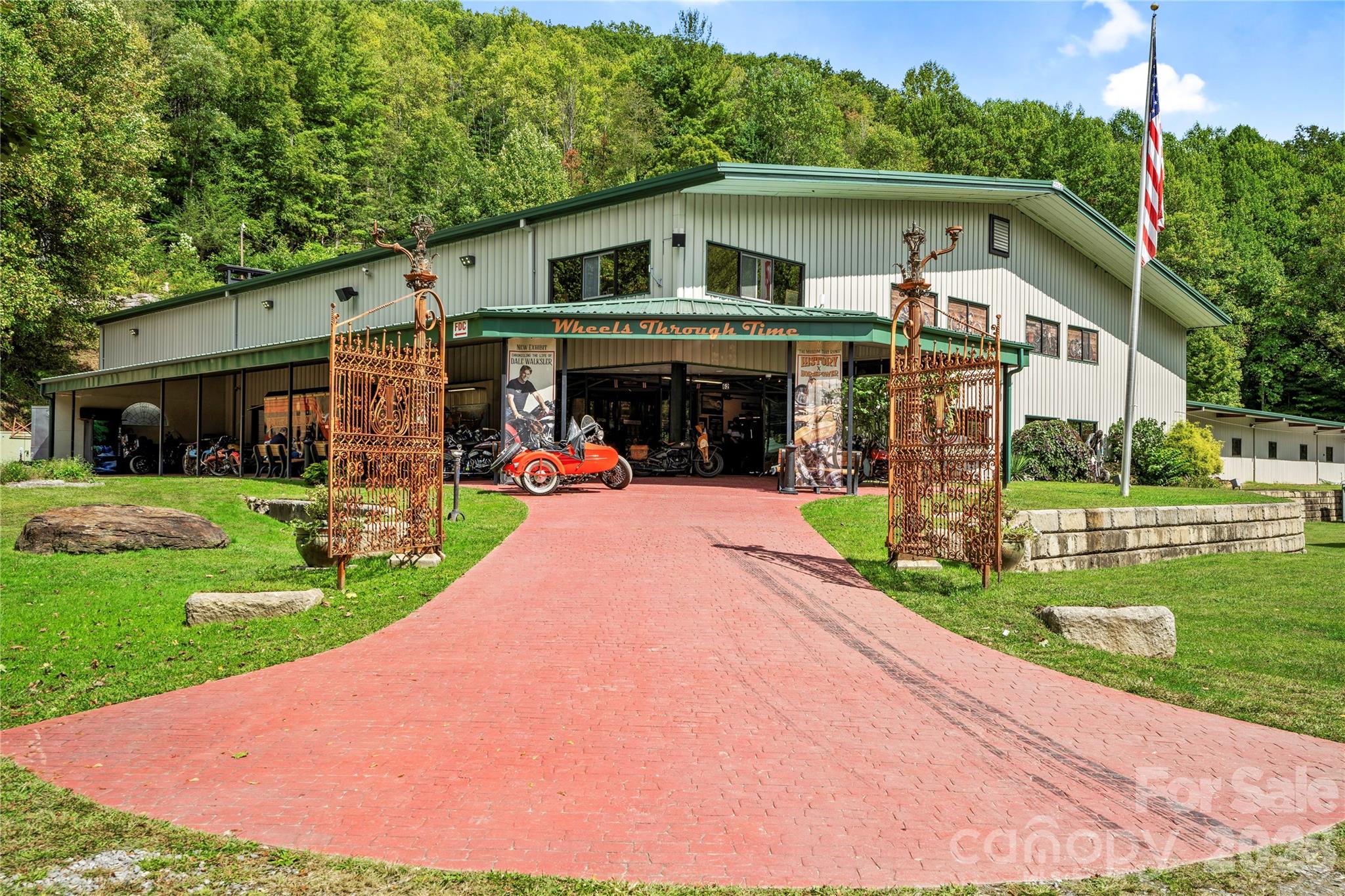 30 Sleeping Bear Ridge — Maggie Valley
