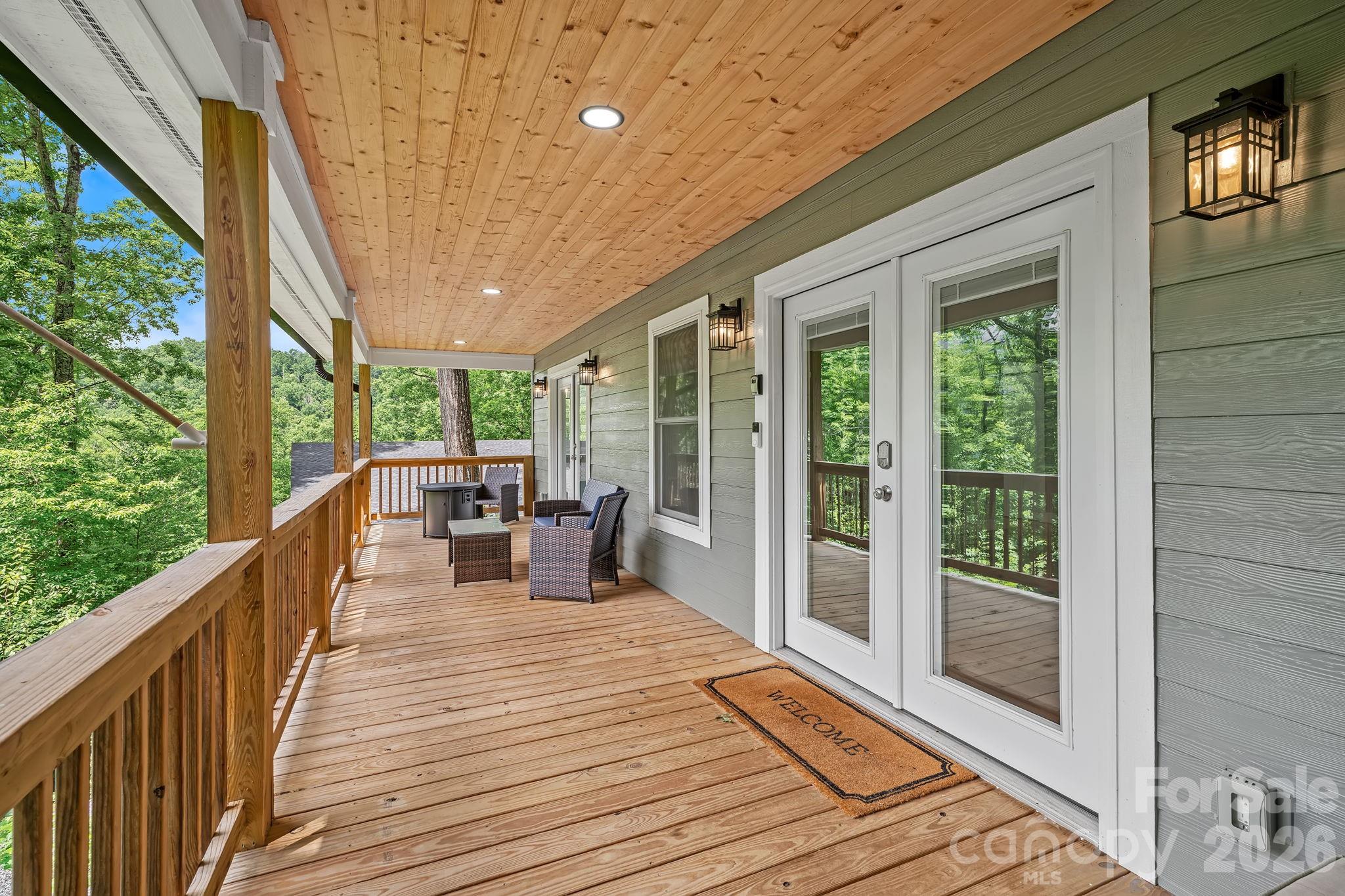 30 Sleeping Bear Ridge — Maggie Valley