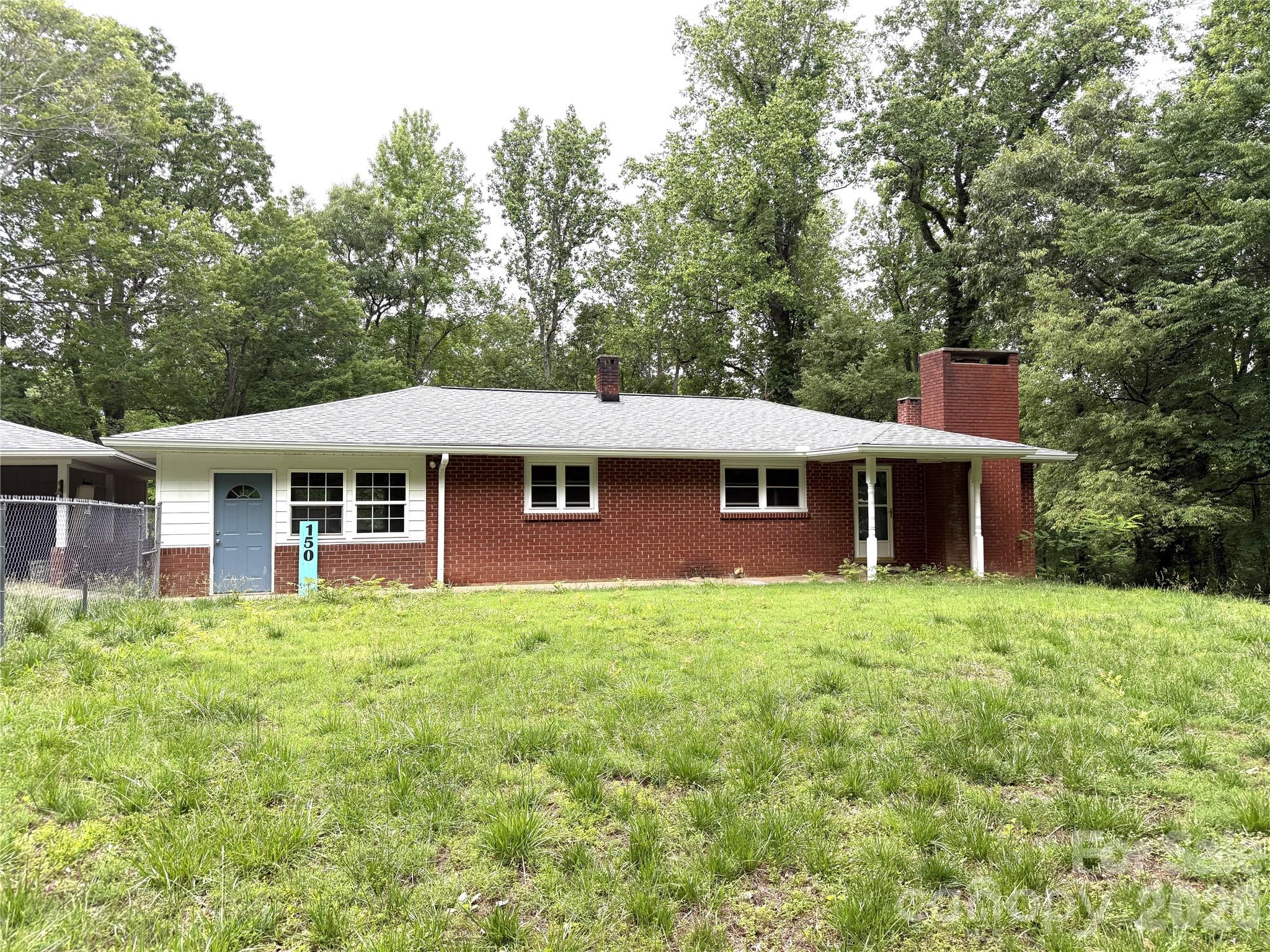 150 Cowan Lane — Tryon
