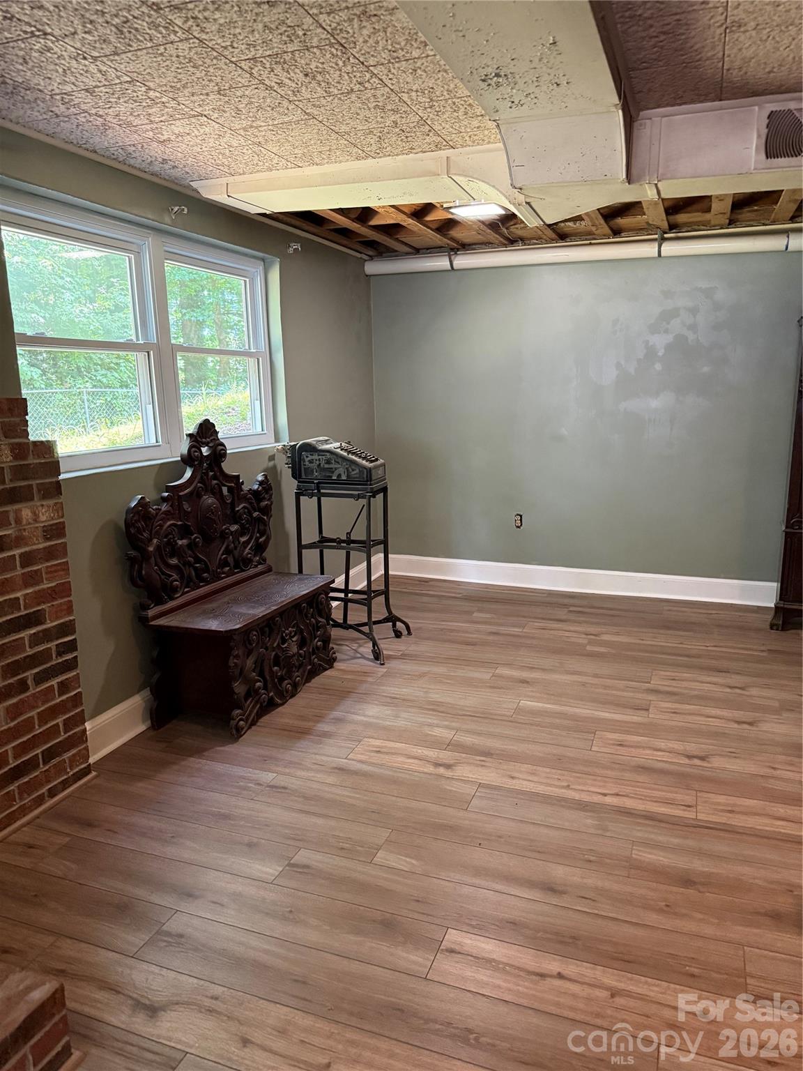 150 Cowan Lane — Tryon