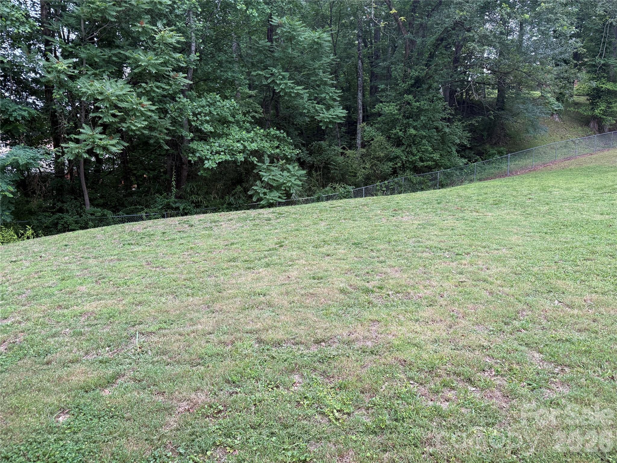 150 Cowan Lane — Tryon