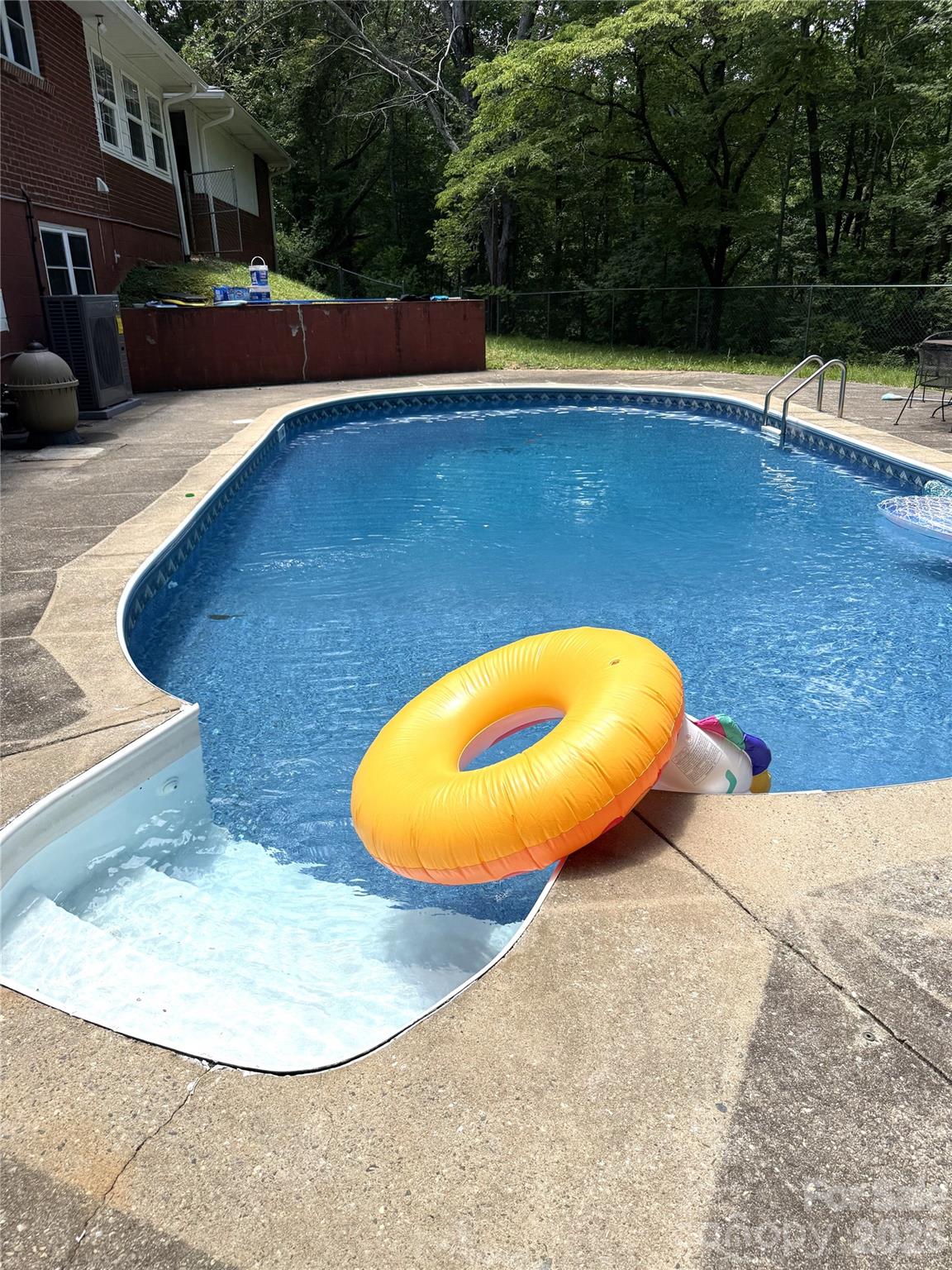 150 Cowan Lane — Tryon