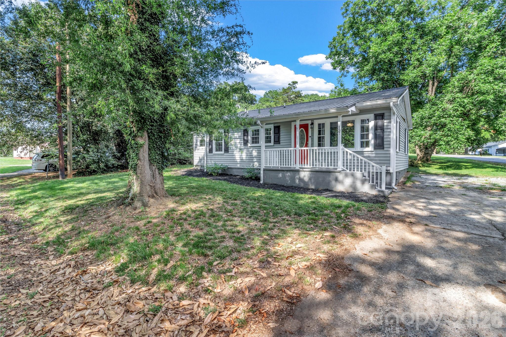 137 J E Morrow Street — Forest City