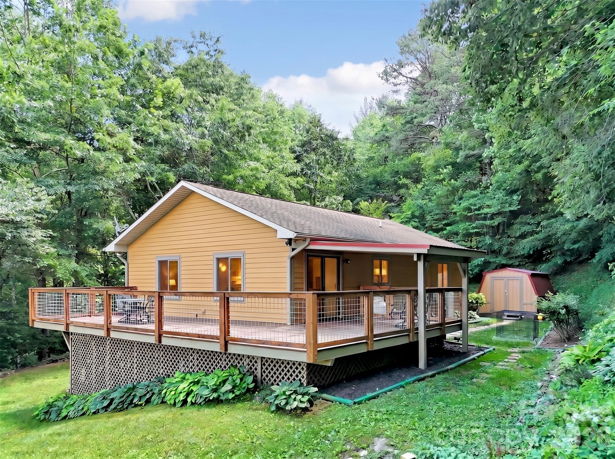 372 Shady Ridge Road — Waynesville
