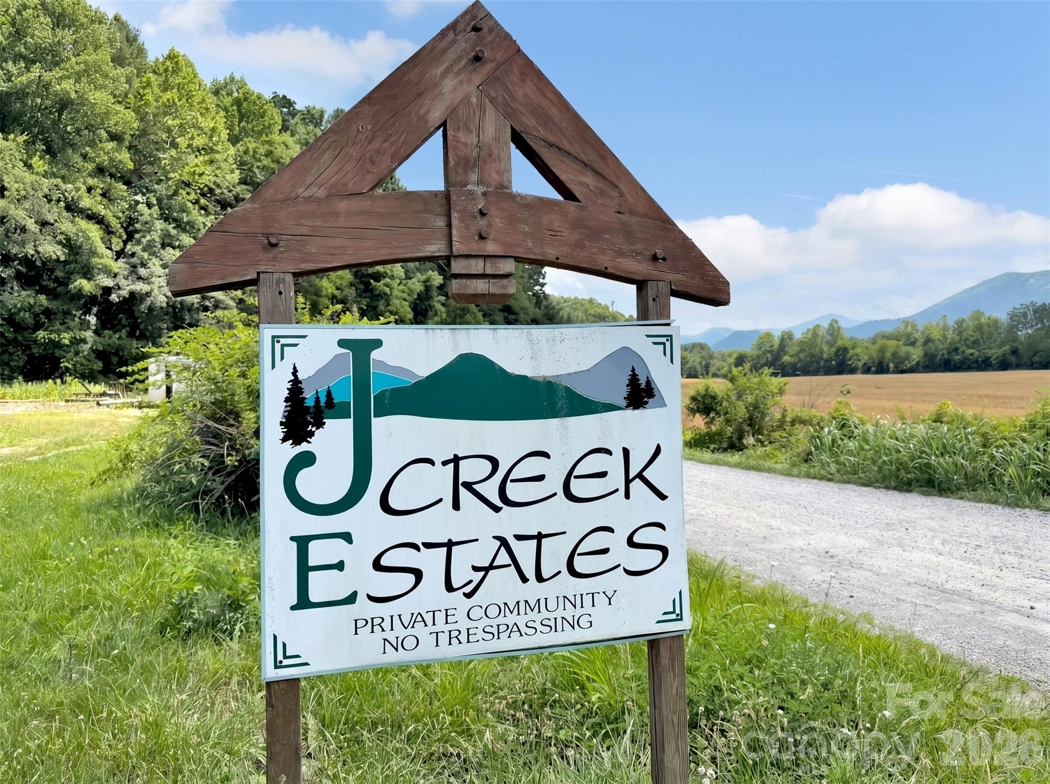 372 Shady Ridge Road — Waynesville