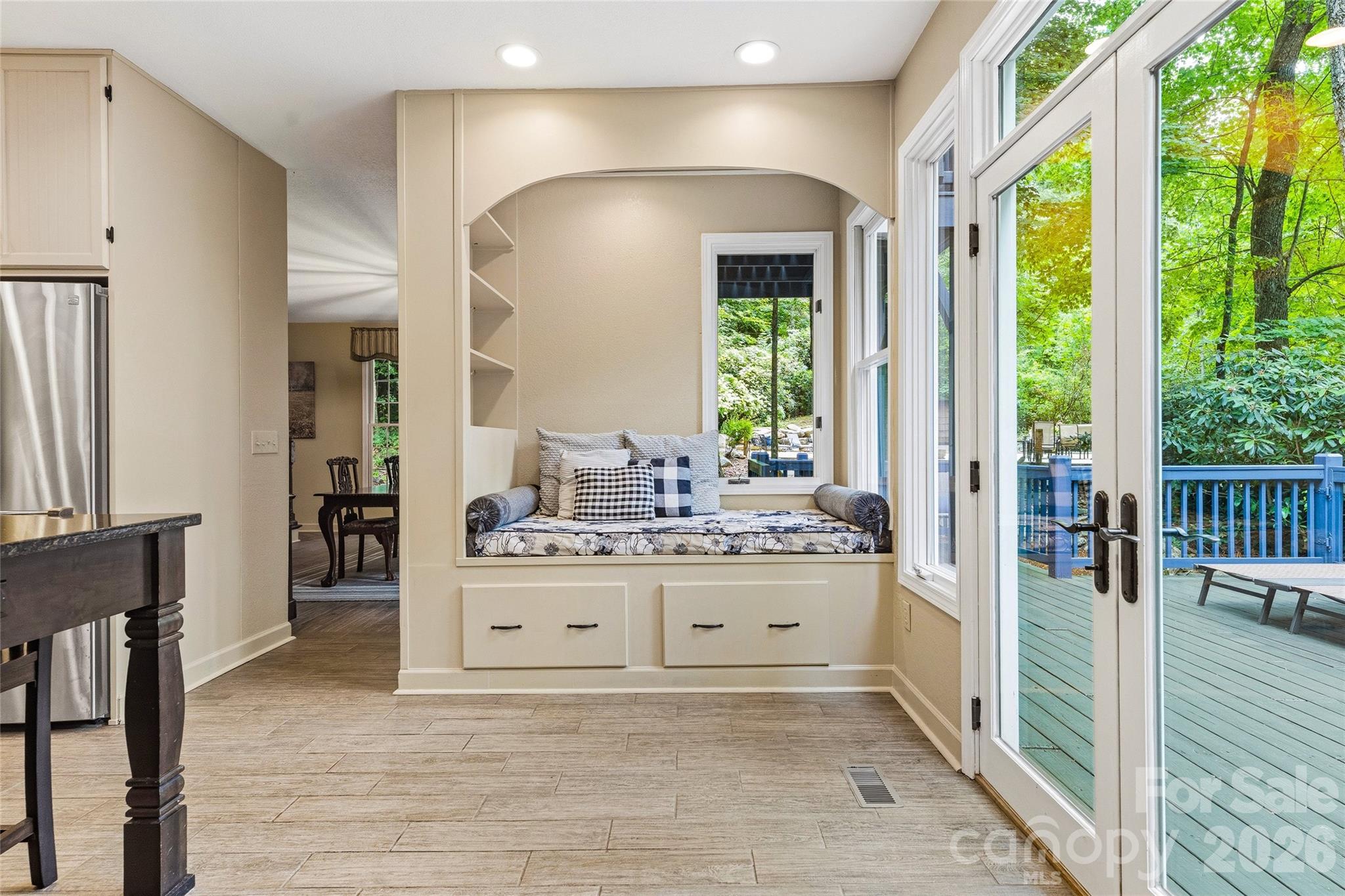 61 Scroops Drive — Swannanoa