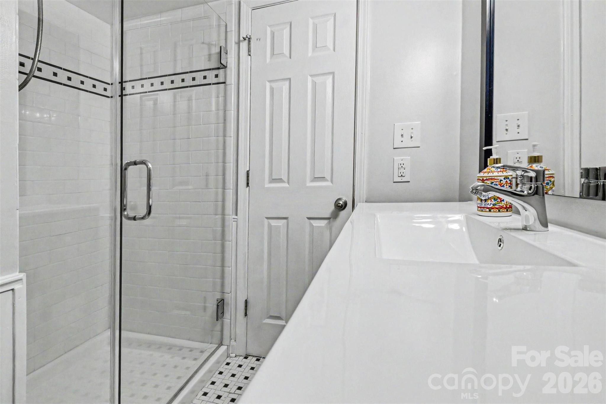 3841 Stokes Avenue — Charlotte