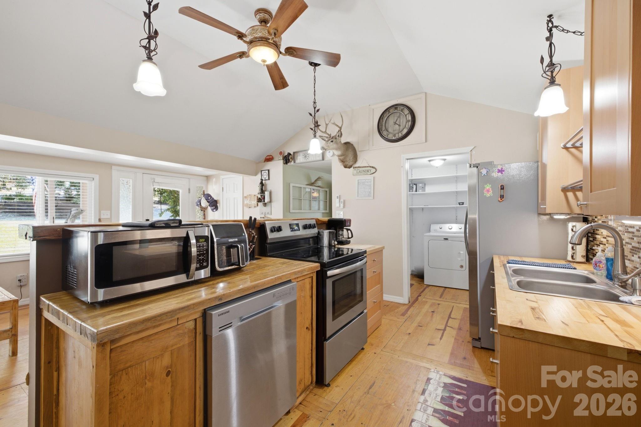7511 Virginia Ridge — Connelly Springs