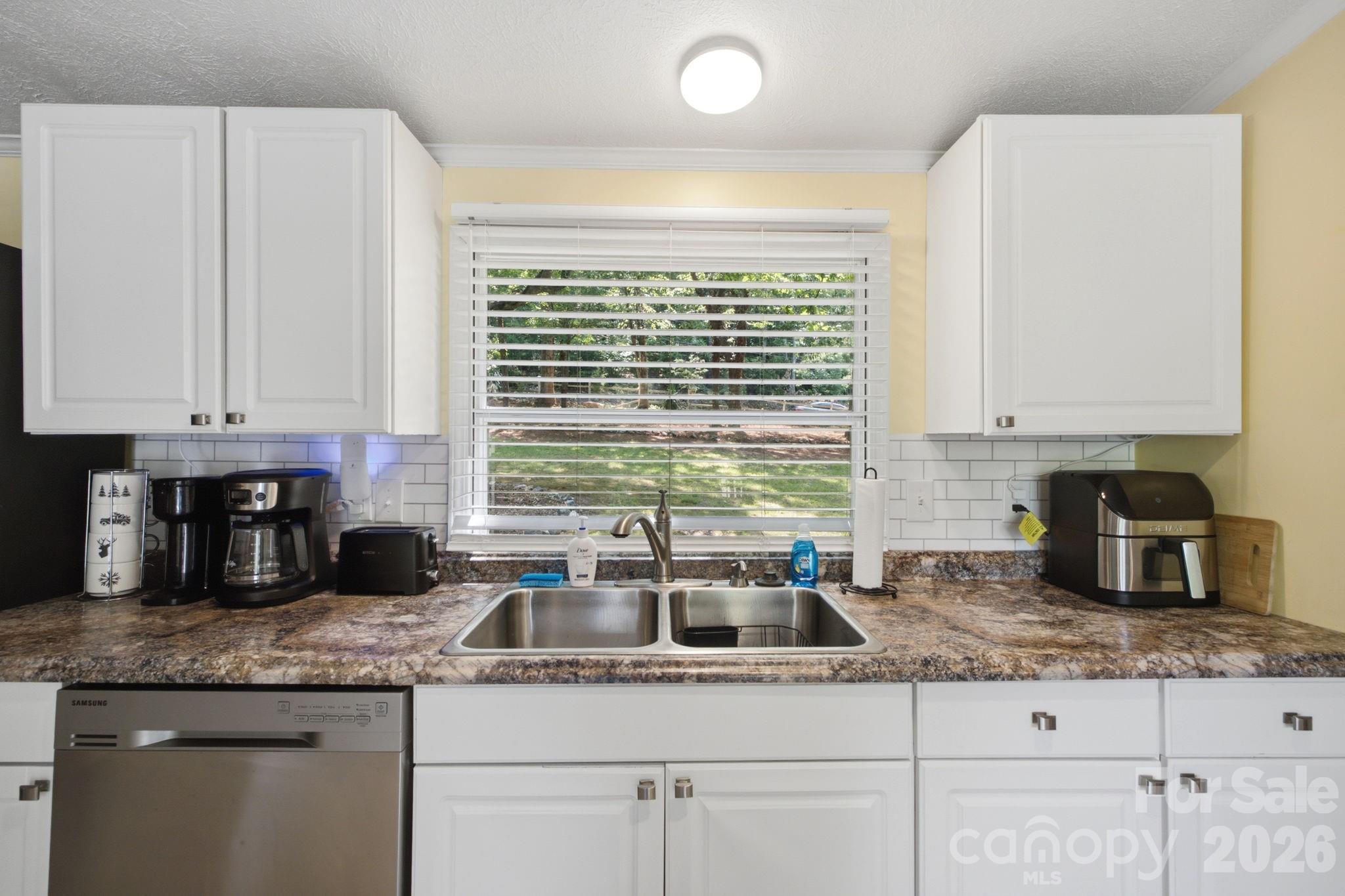7511 Virginia Ridge — Connelly Springs