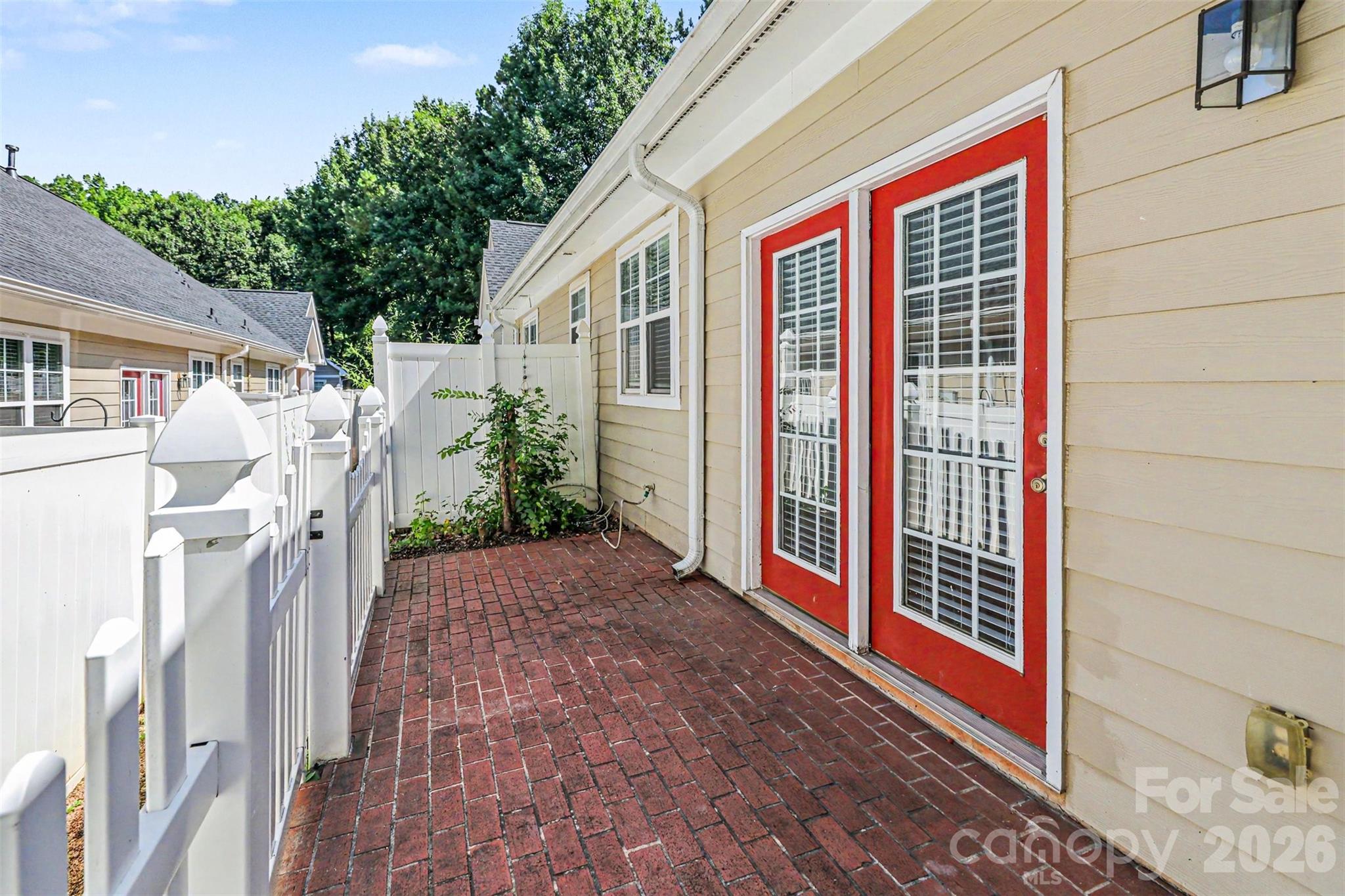 1106 Davant Lane — Charlotte