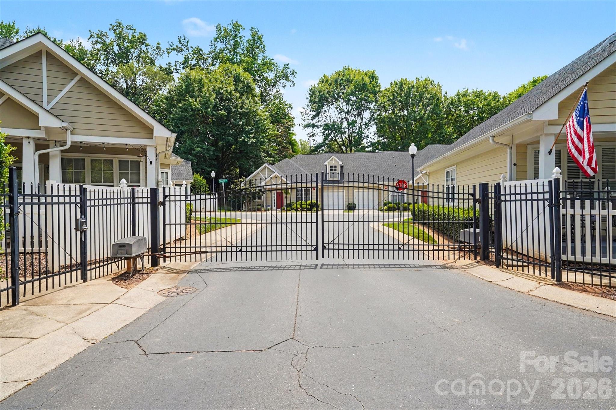 1106 Davant Lane — Charlotte