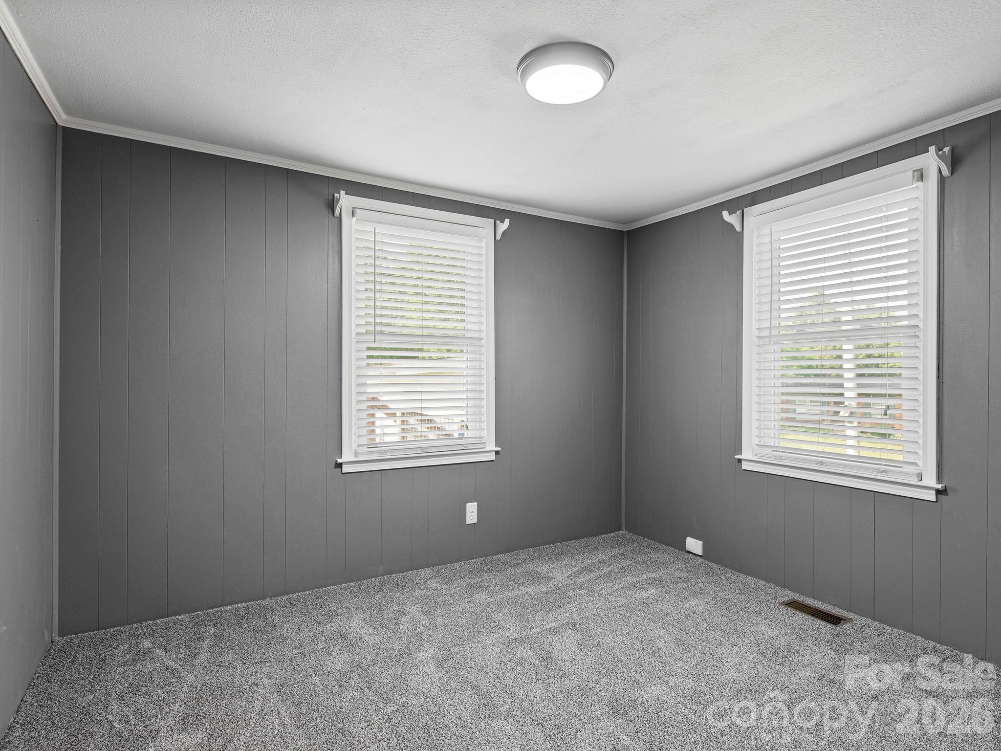 407 Hall Street — Hendersonville