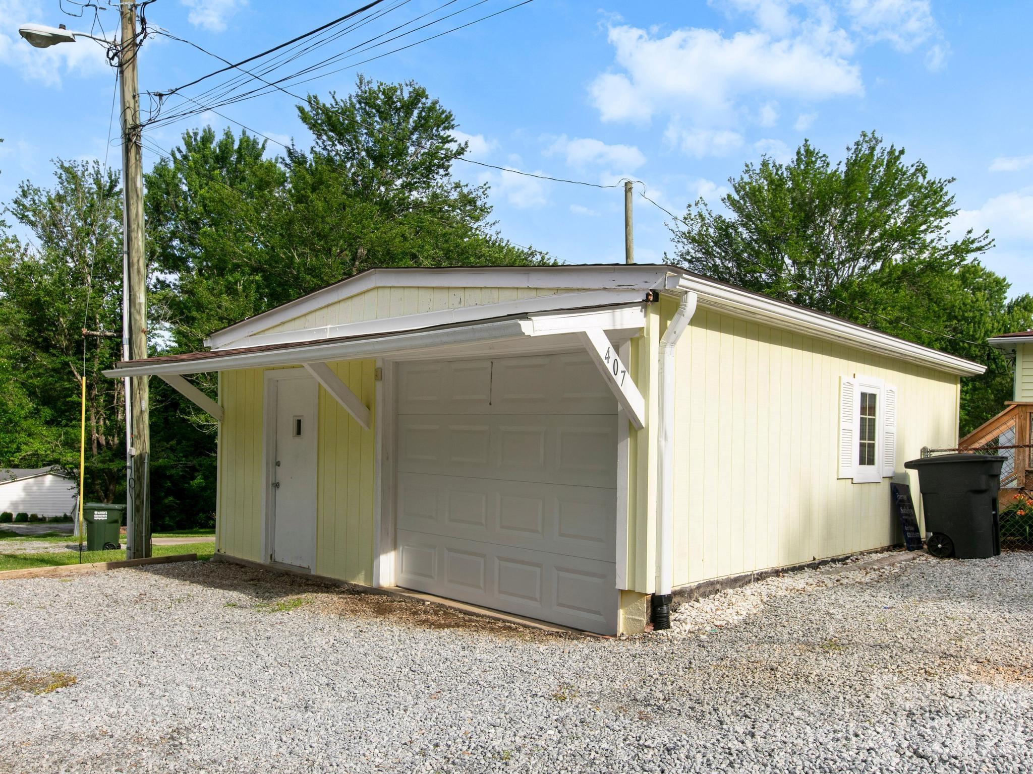 407 Hall Street — Hendersonville