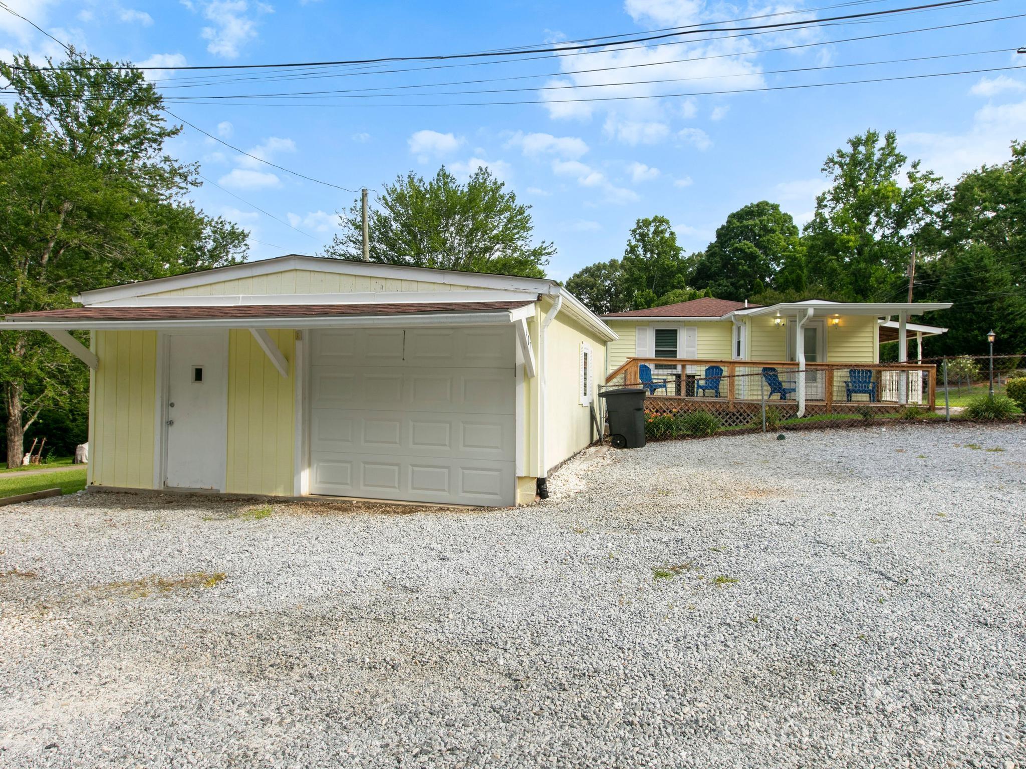 407 Hall Street — Hendersonville