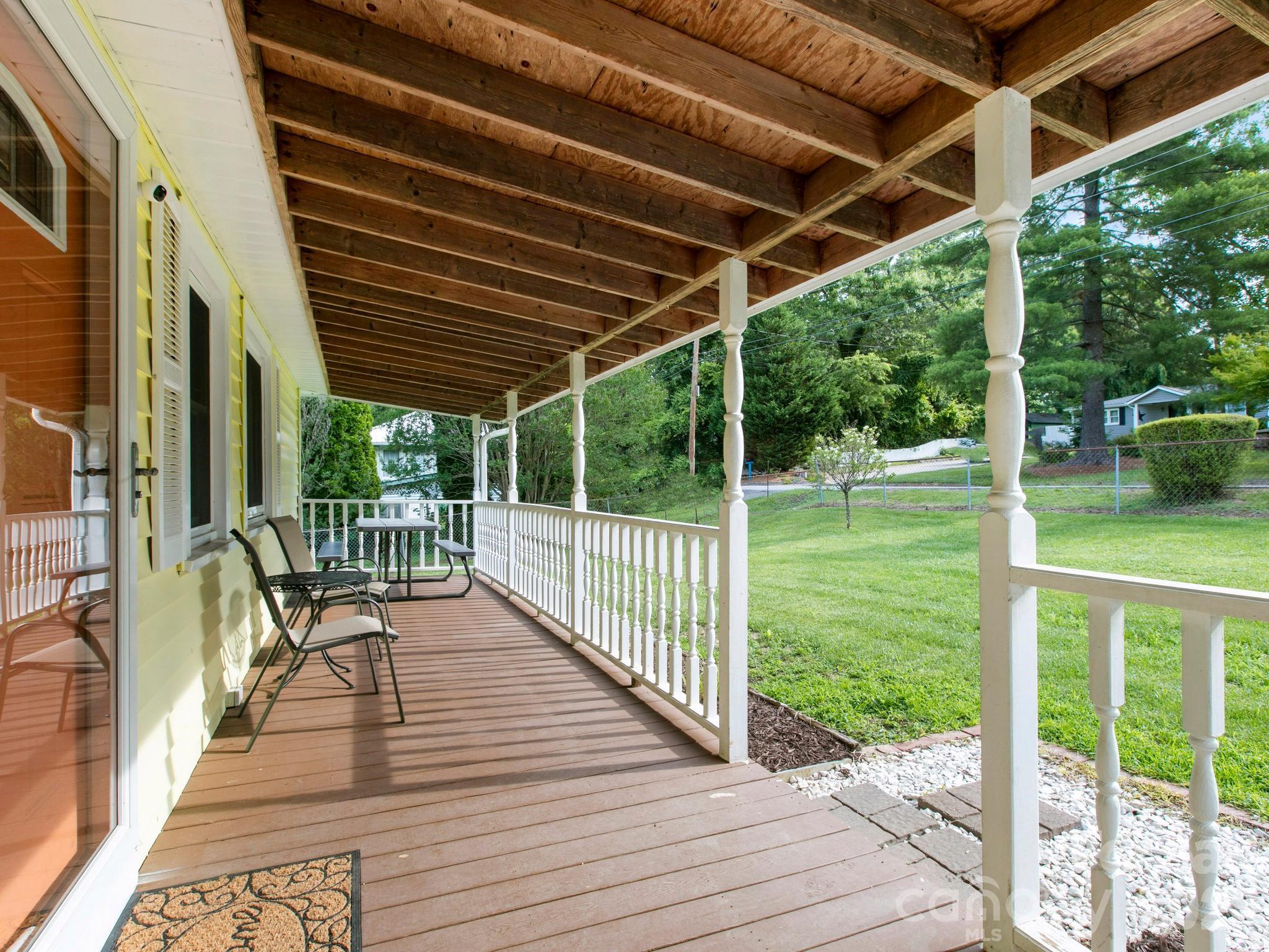 407 Hall Street — Hendersonville