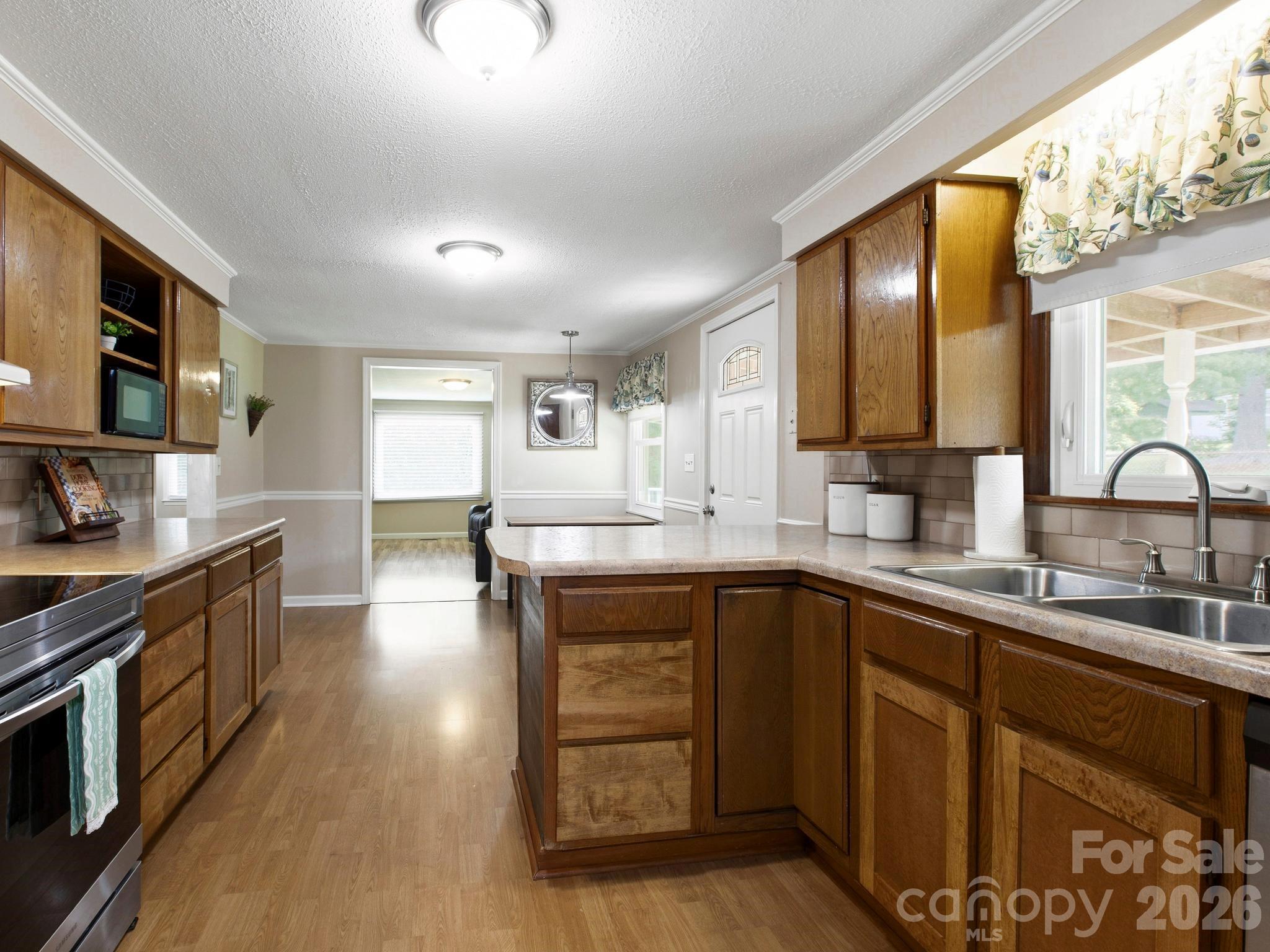 407 Hall Street — Hendersonville