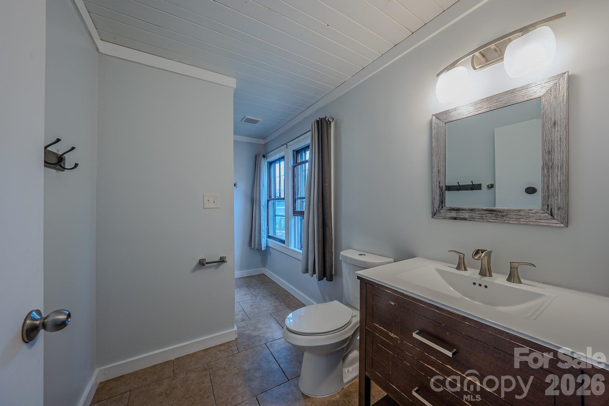 501 Fairview Road — Asheville