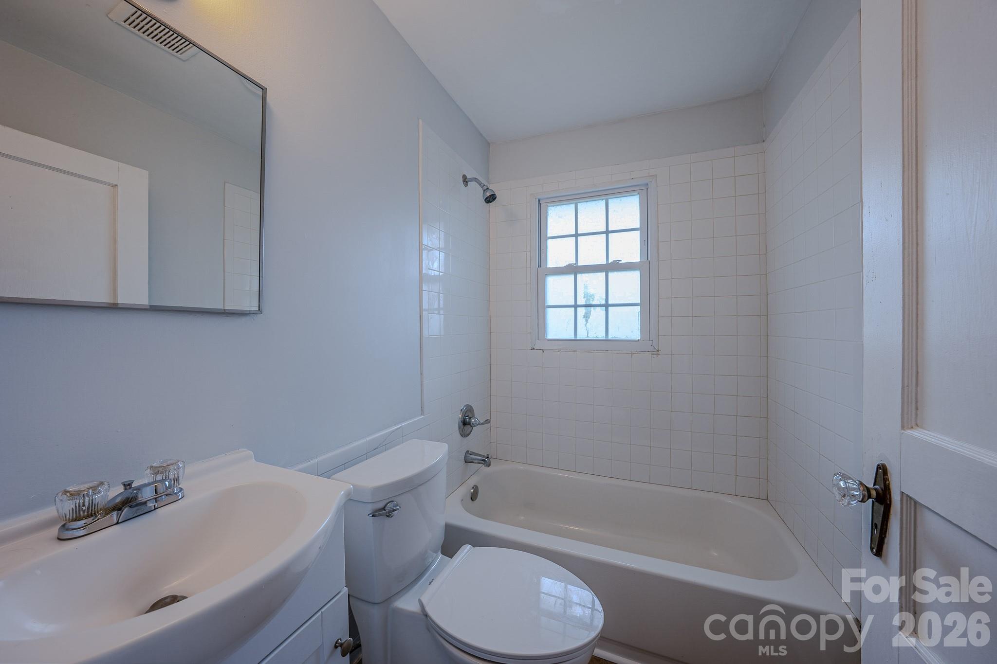 501 Fairview Road — Asheville
