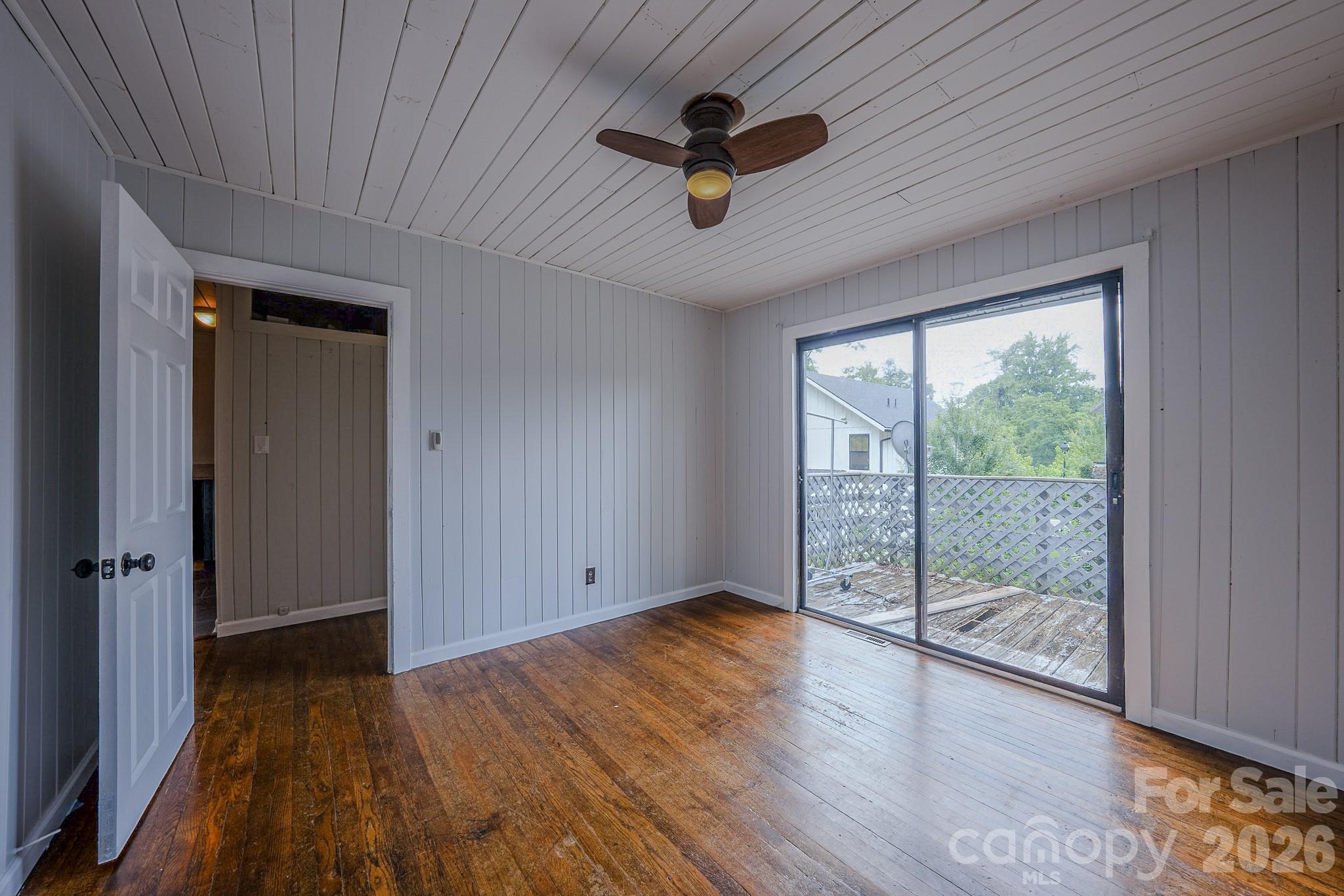 501 Fairview Road — Asheville