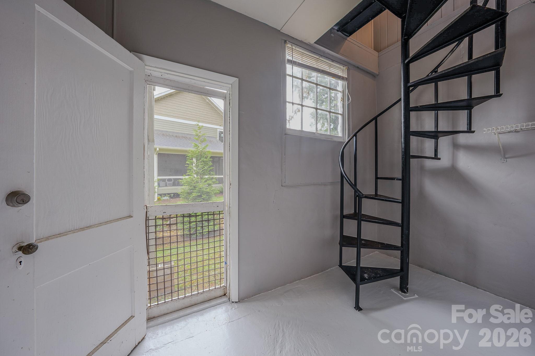 501 Fairview Road — Asheville