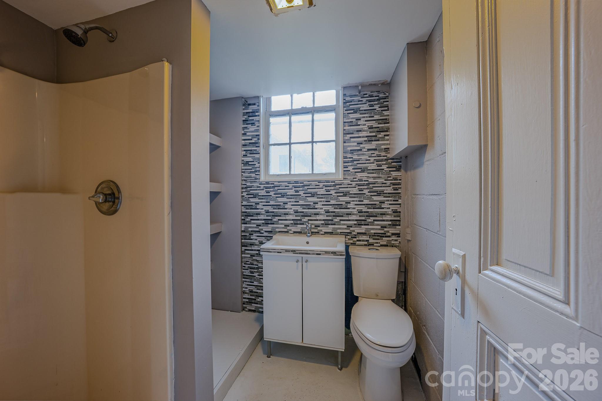 501 Fairview Road — Asheville