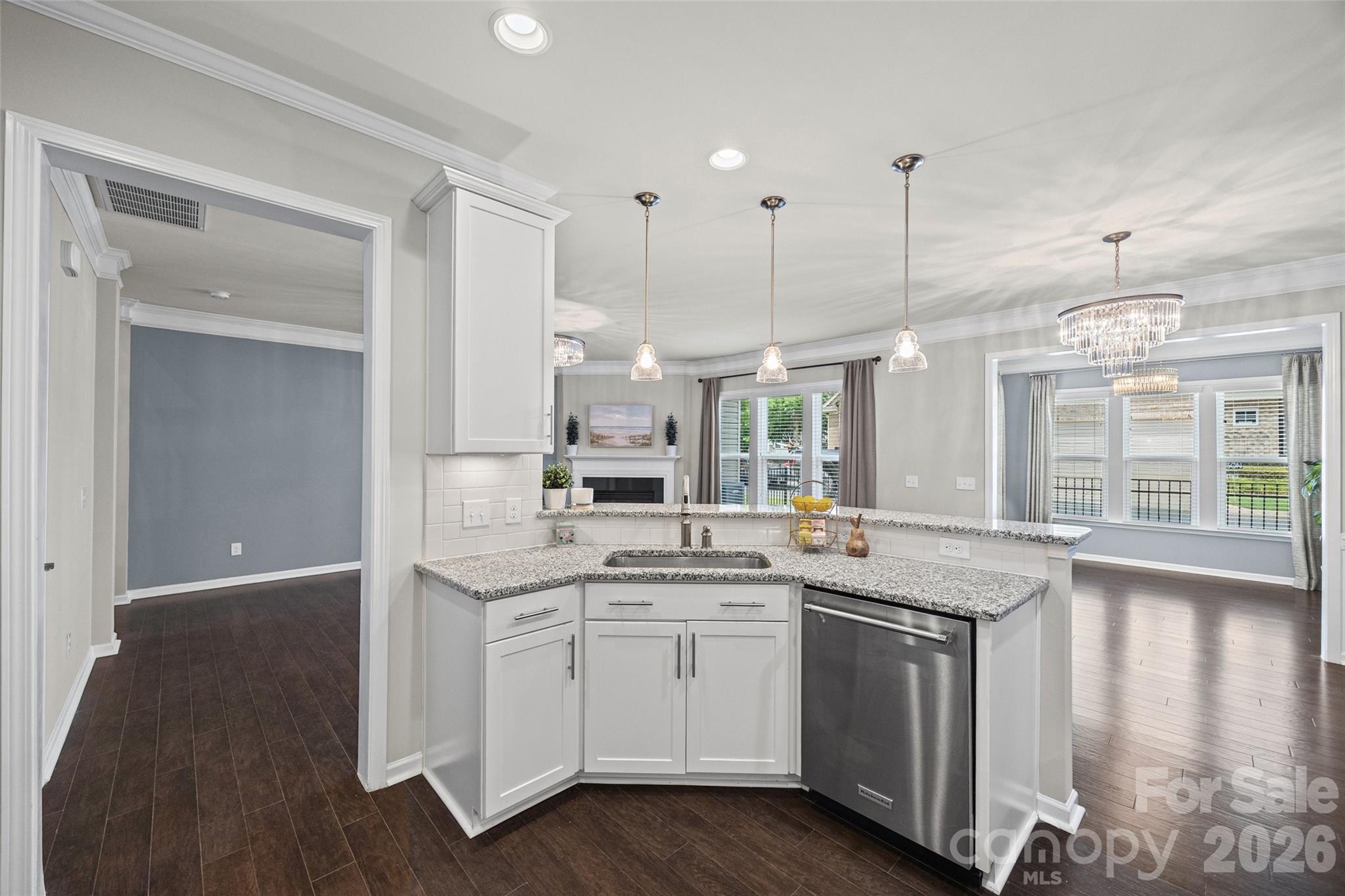 5125 Mount Clare Lane — Charlotte