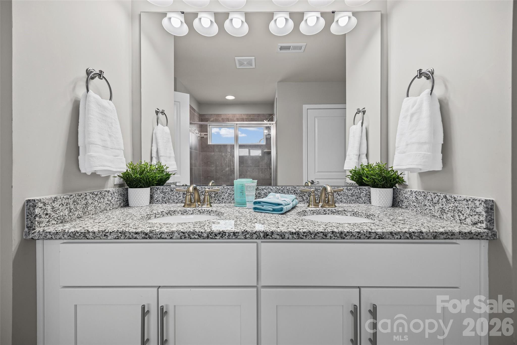 5125 Mount Clare Lane — Charlotte