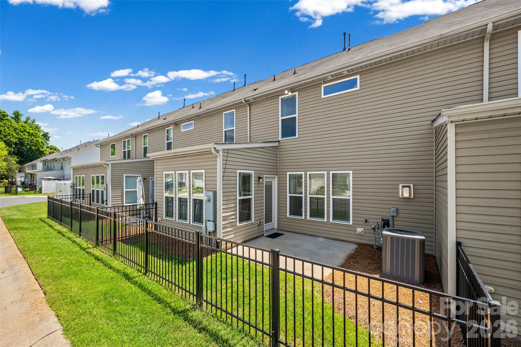 5125 Mount Clare Lane — Charlotte