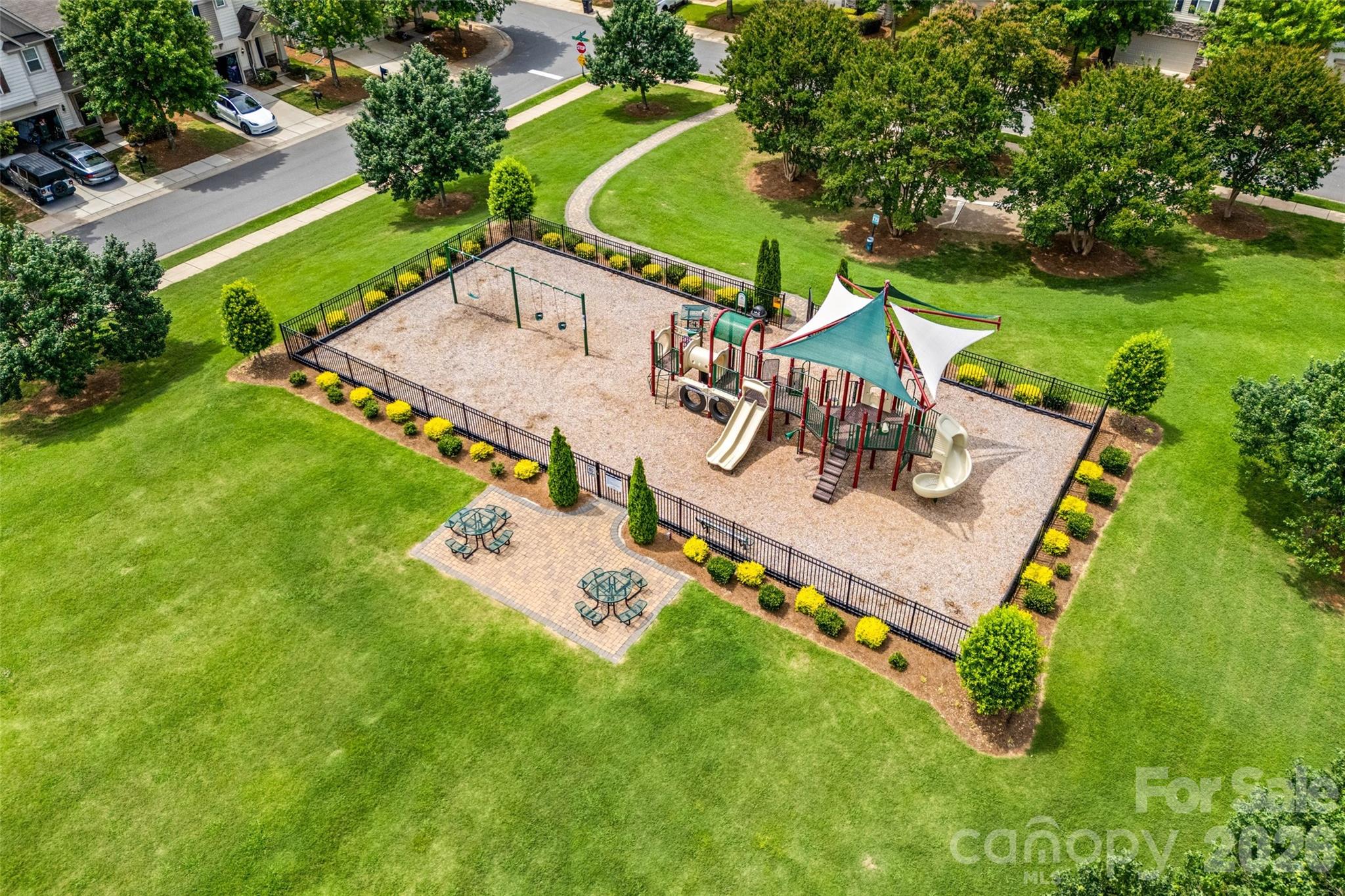 5125 Mount Clare Lane — Charlotte
