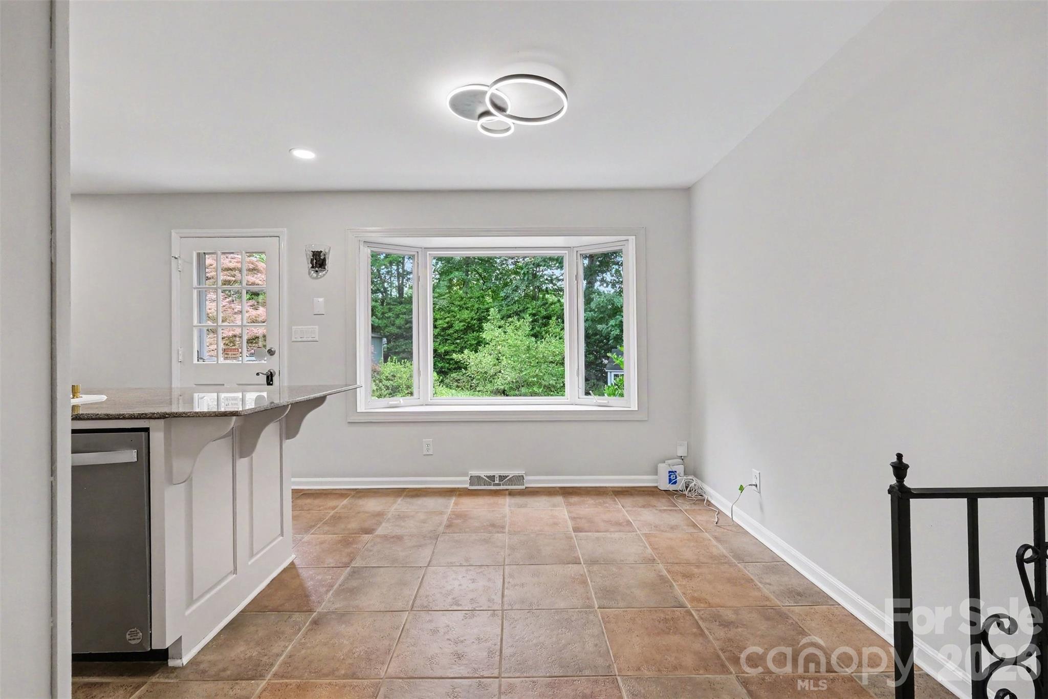 1030 Mclaughlin Drive — Charlotte