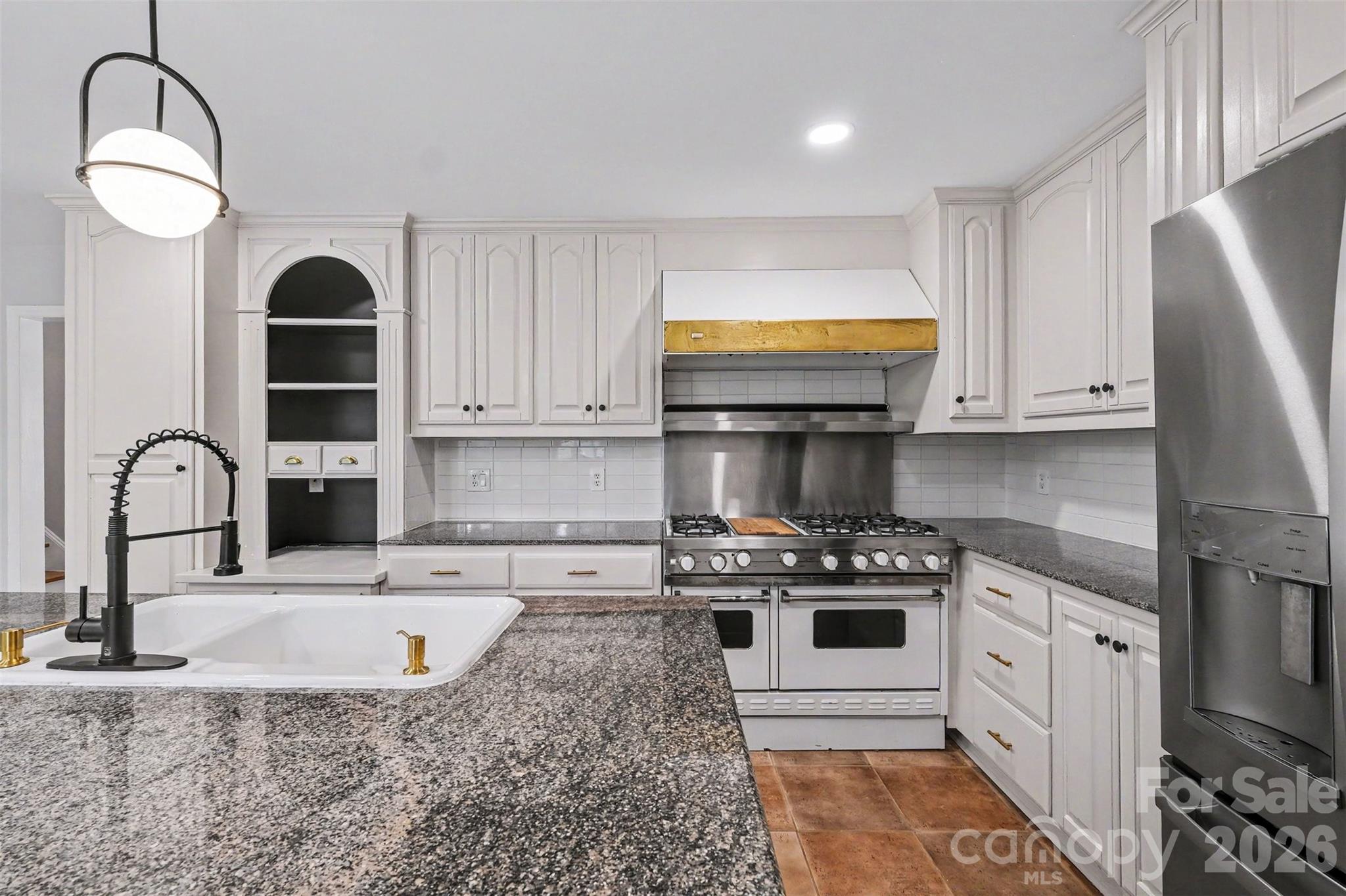 1030 Mclaughlin Drive — Charlotte