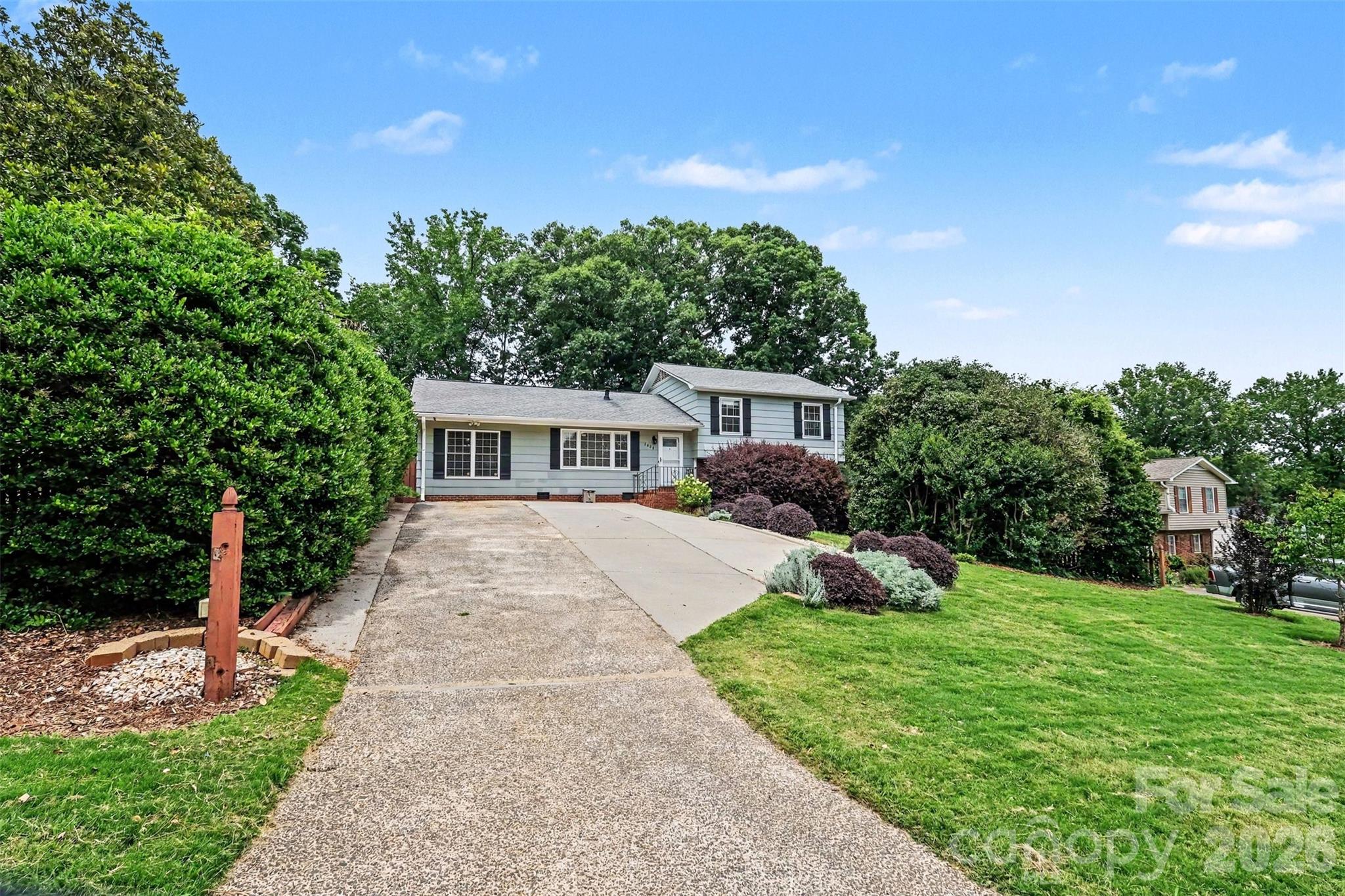 1030 Mclaughlin Drive — Charlotte